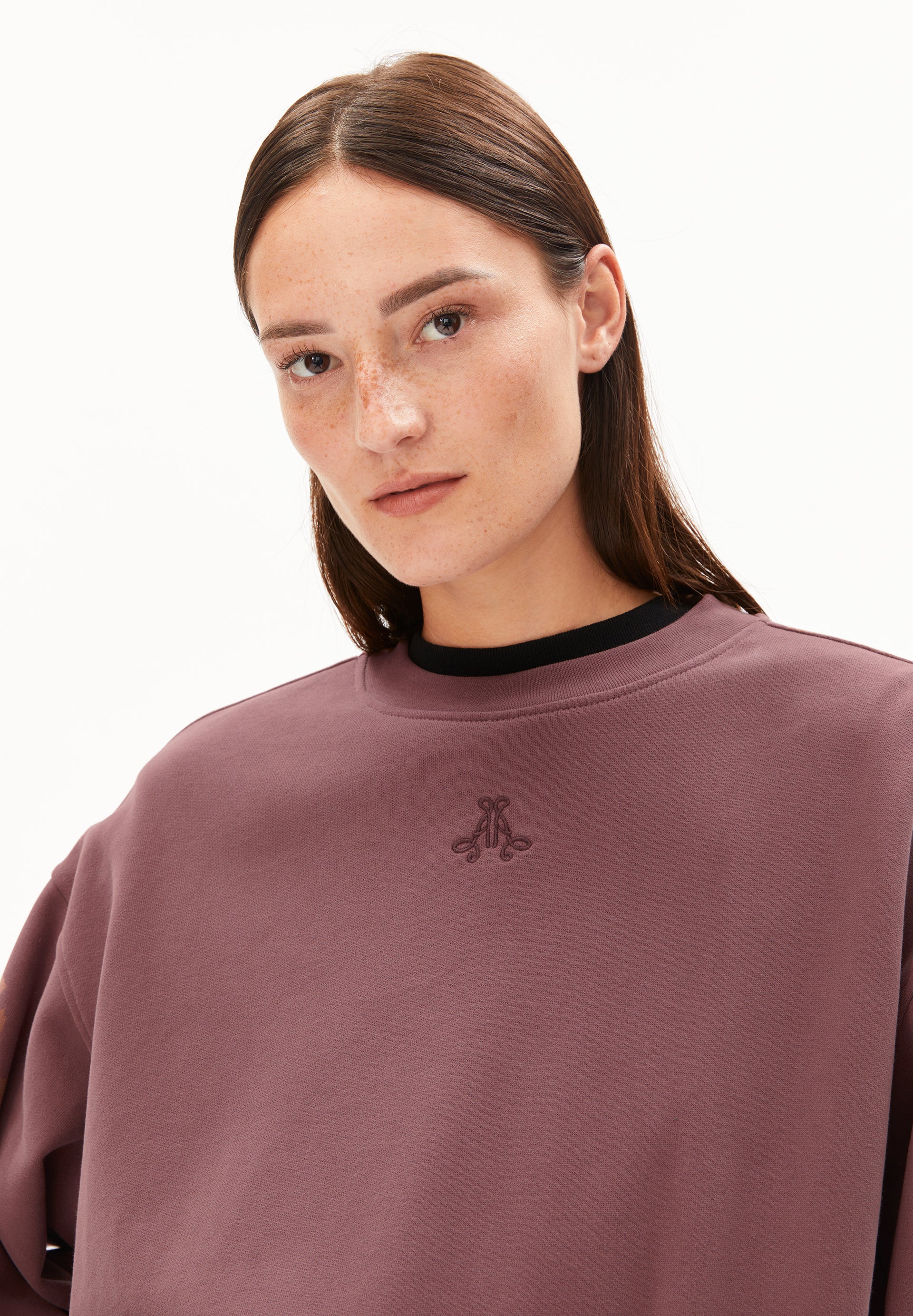 ANWAA Sweatshirt from organic cotton