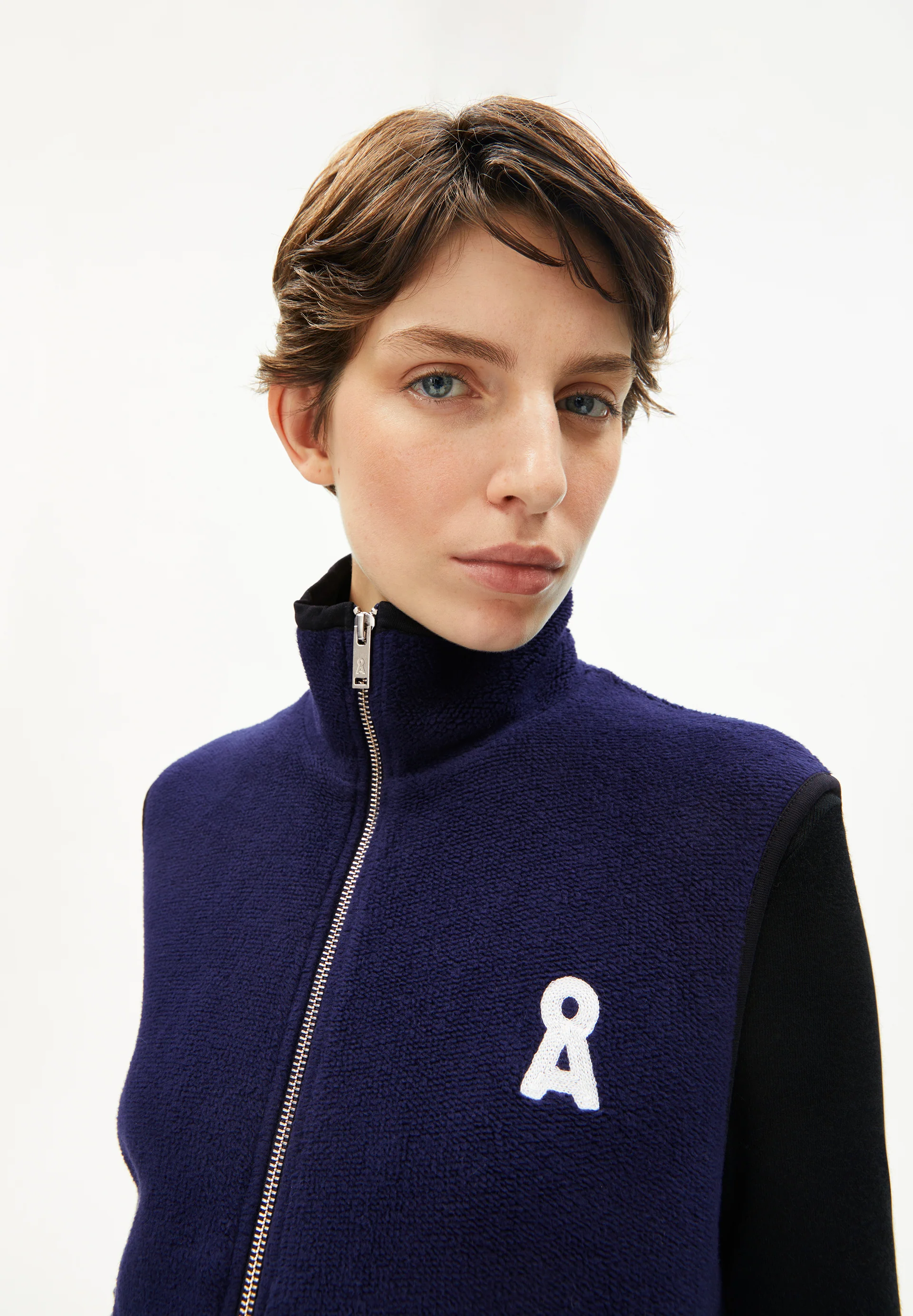 ICONIC Å KARLENAA Jacket made from organic cotton