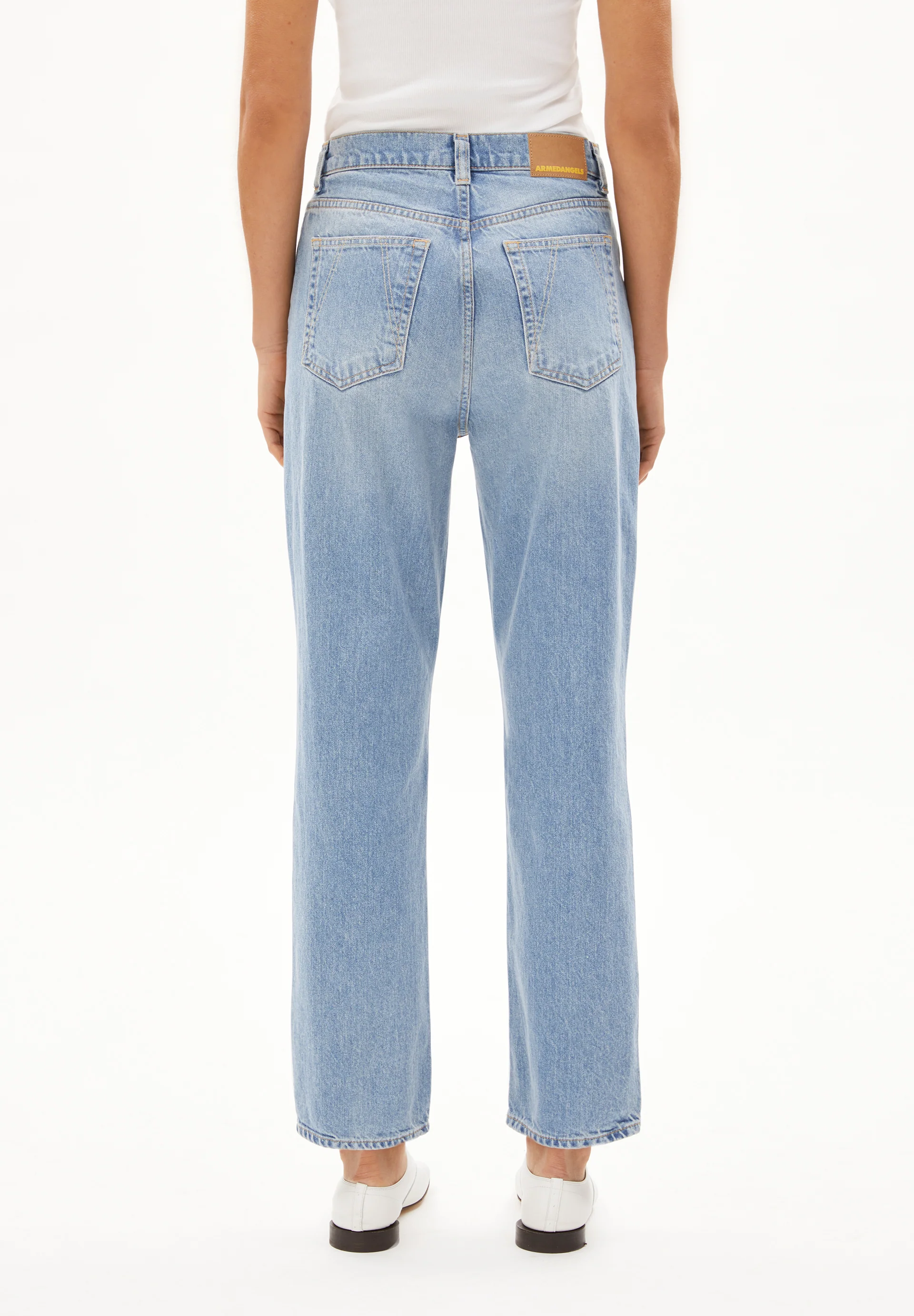 AAIKALA Straight Jeans High Waist recycled Cotton