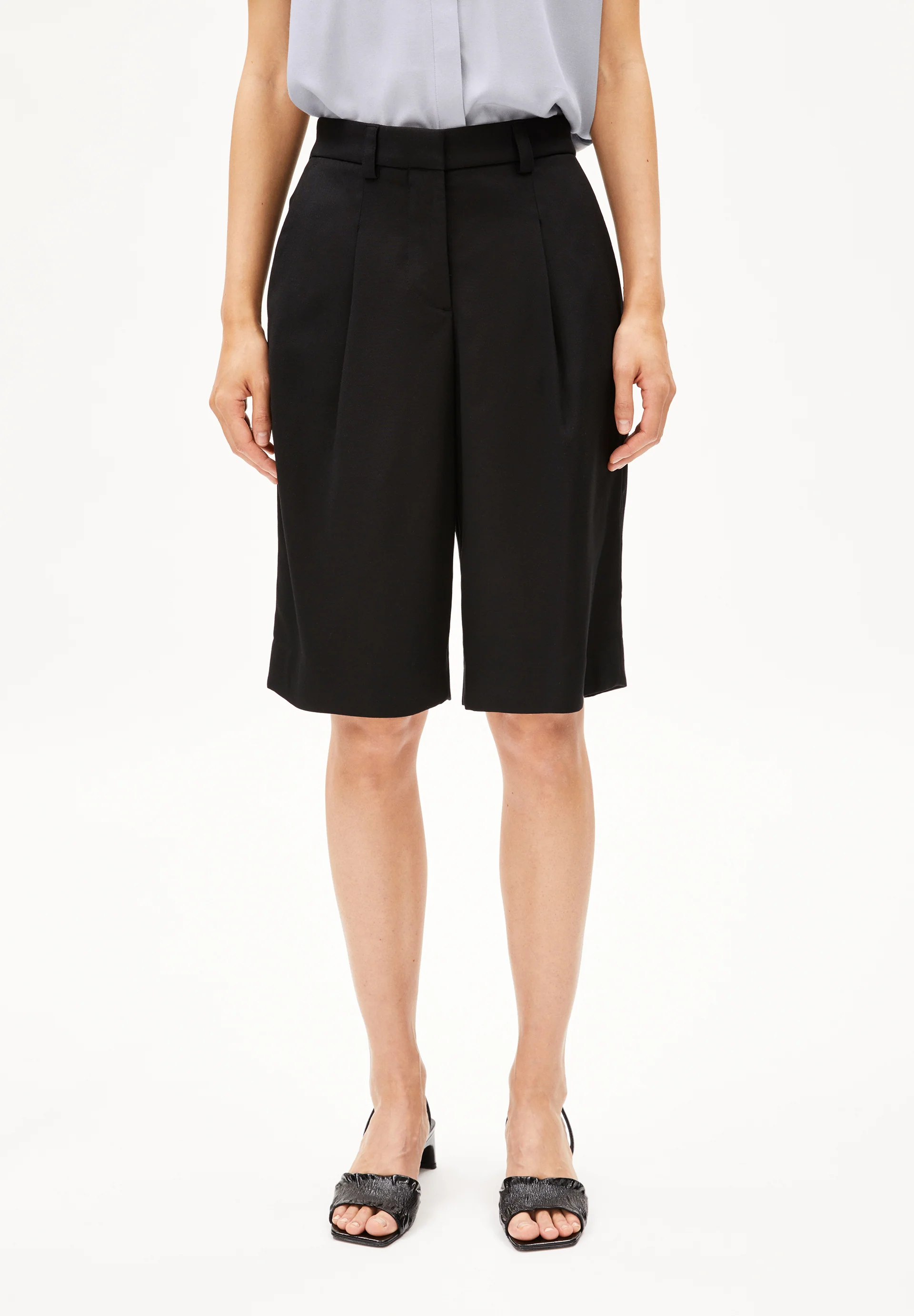 NAMAAL Shorts made of LENZING™ ECOVERO™ Viscose Mix