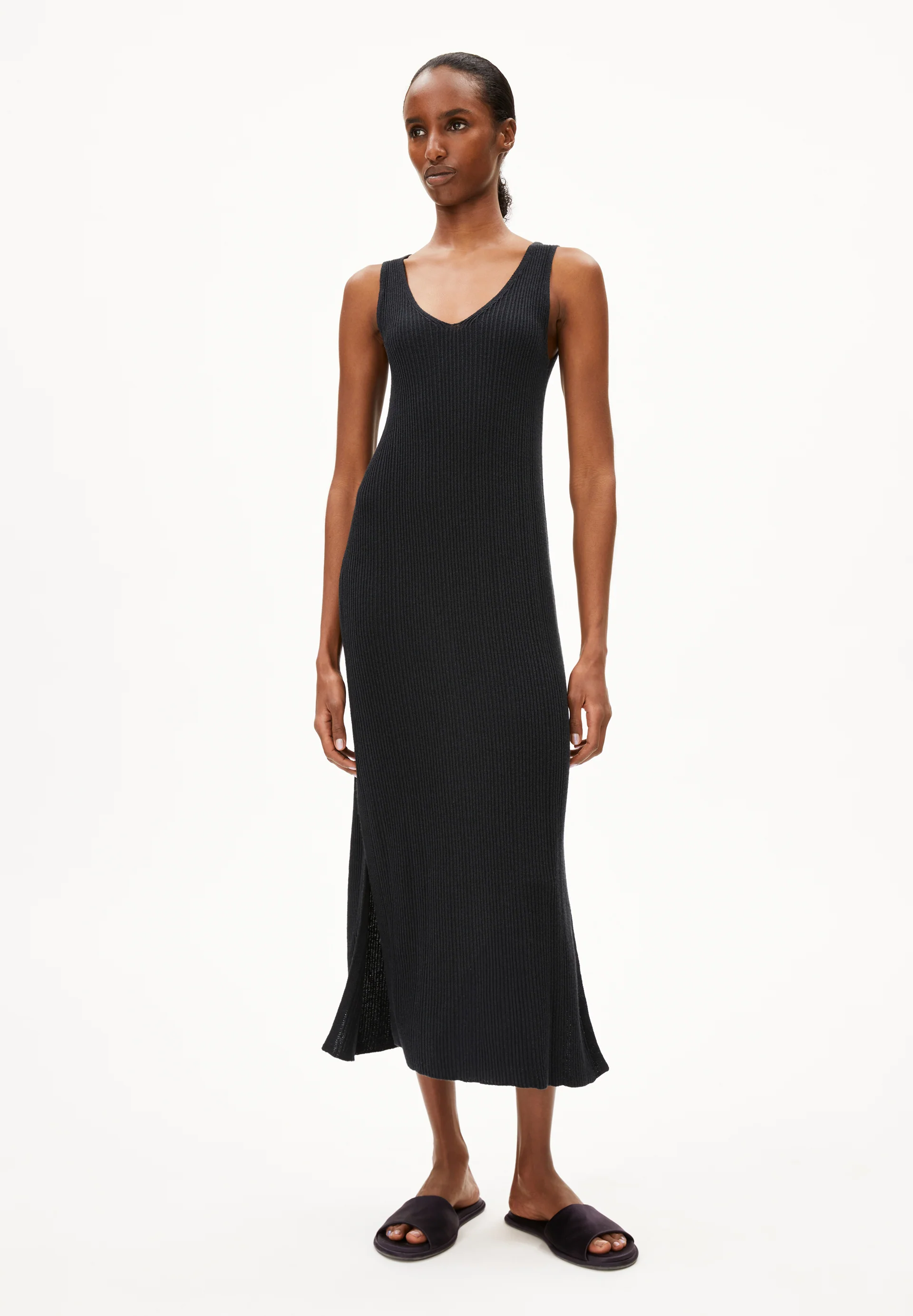 LINEN BLEND KNIT DRESS Knit Dress made of Linen-Mix