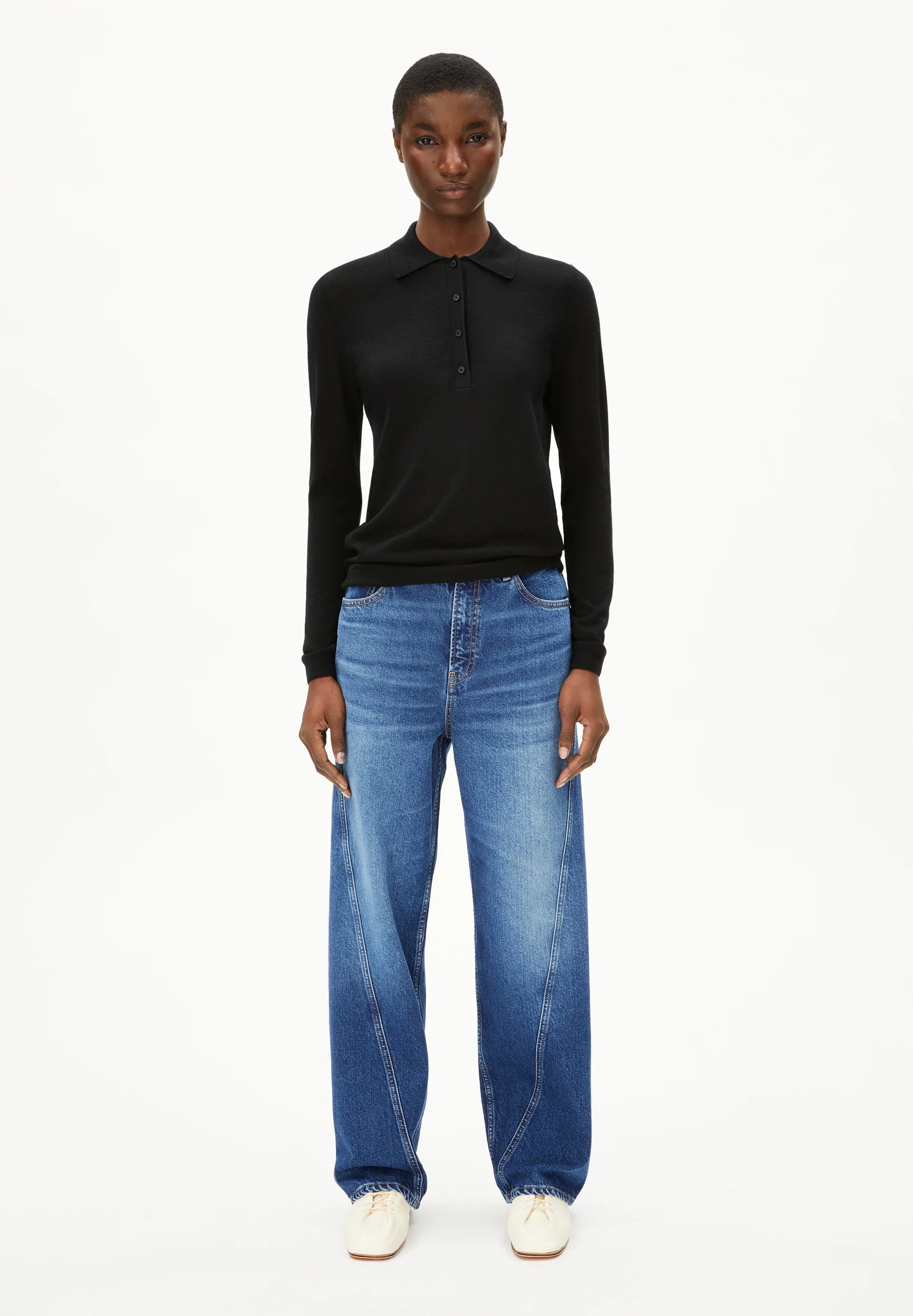 HAAYI Wide leg low waist made from recycled cotton