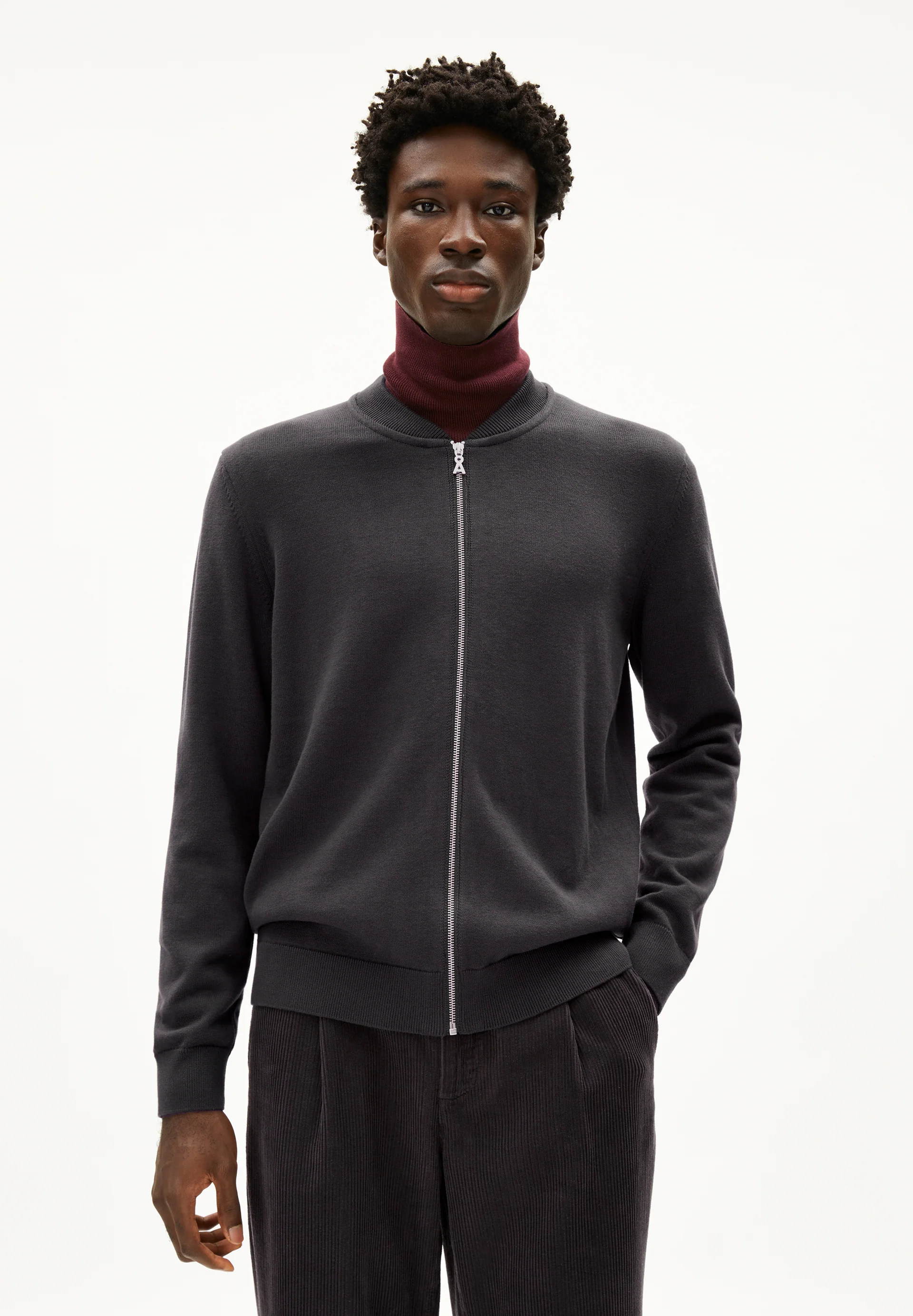 AGAAMON Cardigan from organic cotton