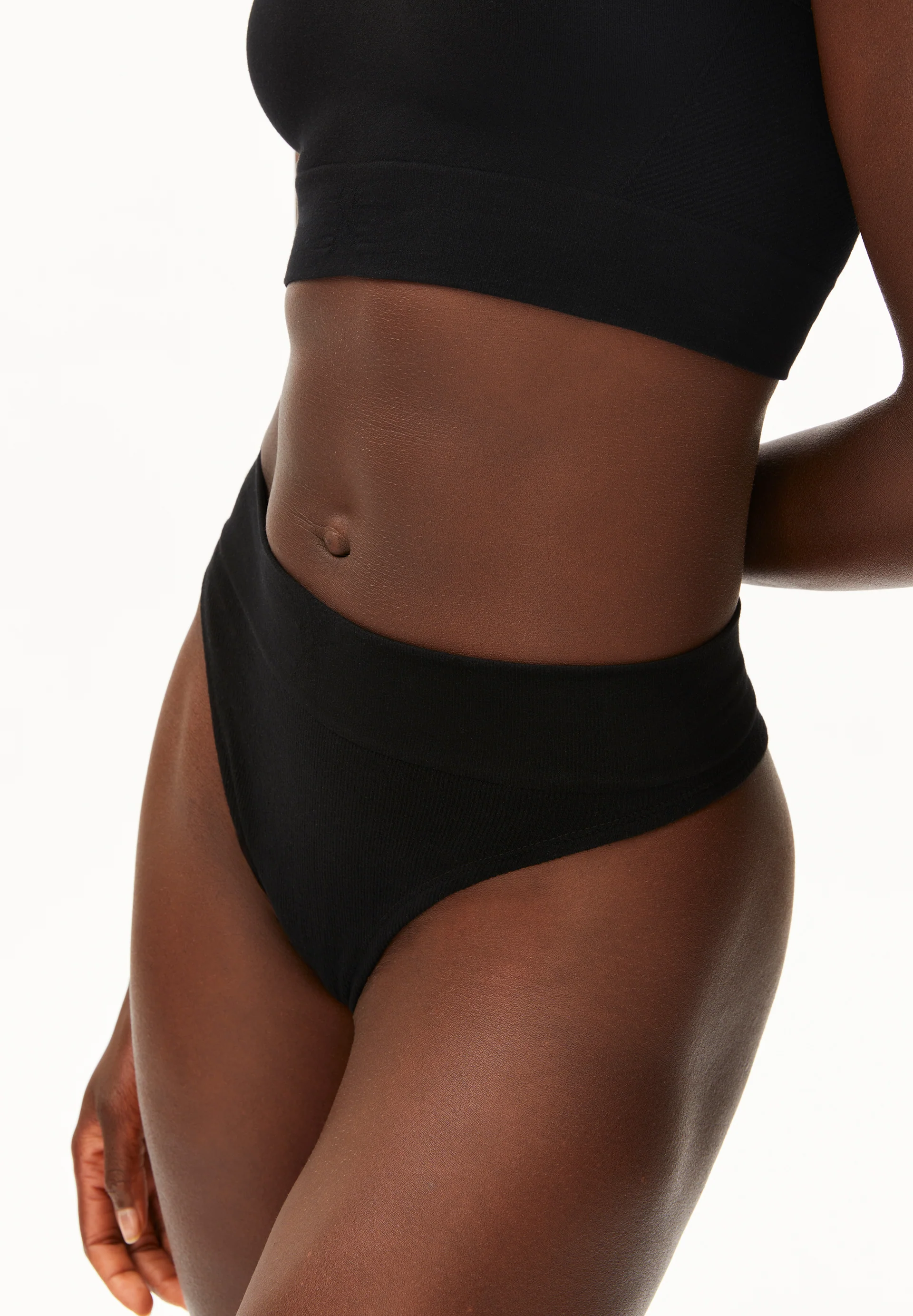 THONGAA SEAMAALA String made of TENCEL™ Lyocell Mix