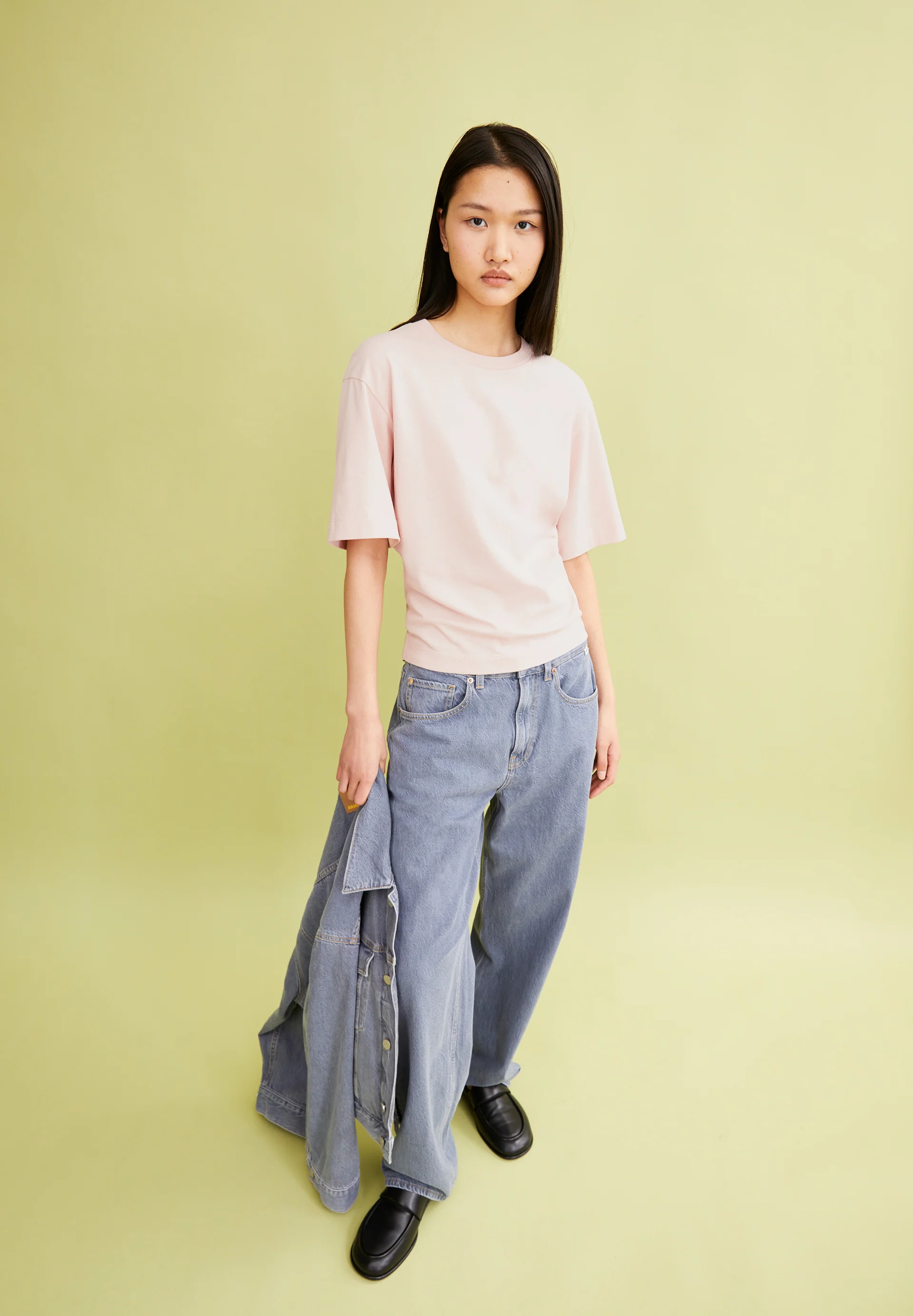 HERSILIAA Heavyweight T-Shirt made of Organic Cotton Mix