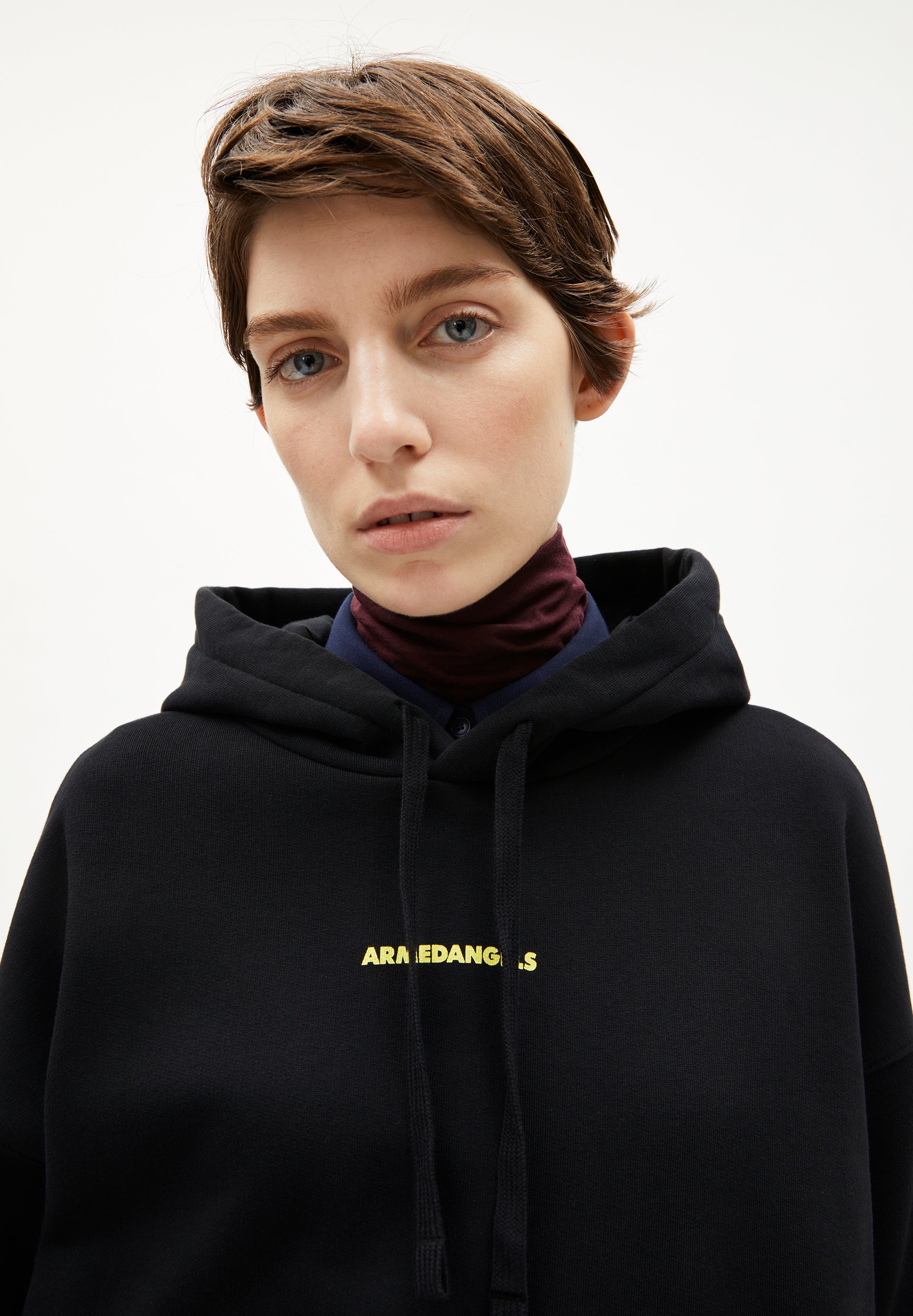 FRANCISARAA CHAANGE Sweat hoodie made from organic cotton