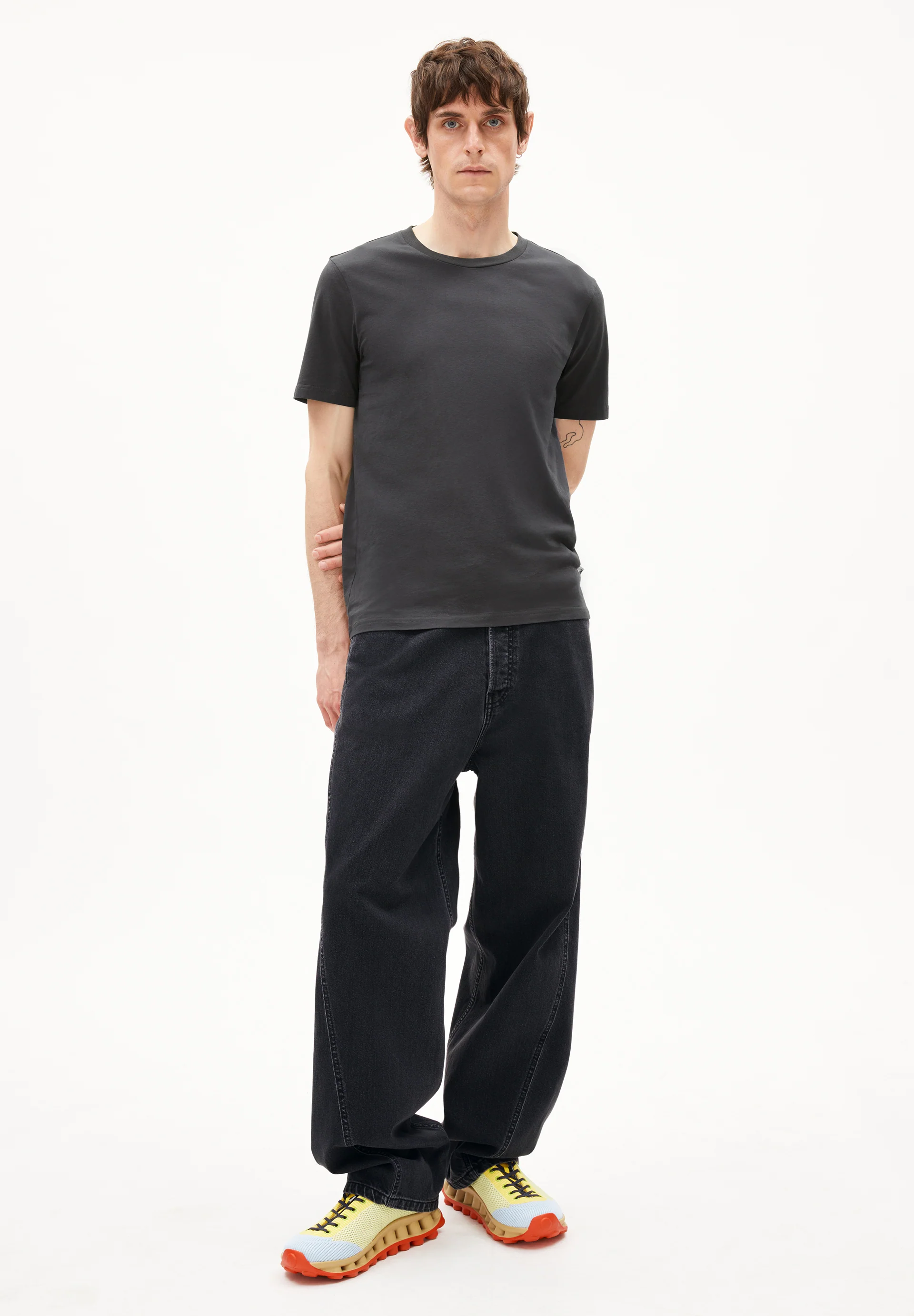 JAAMEO Wide leg mid waist made from recycled cotton