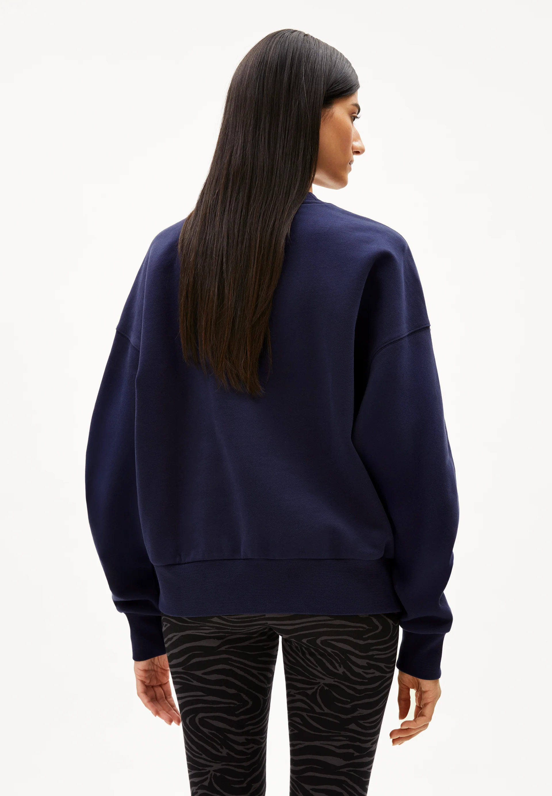 ICONIC Å ALIZAA Sweatshirt from organic cotton