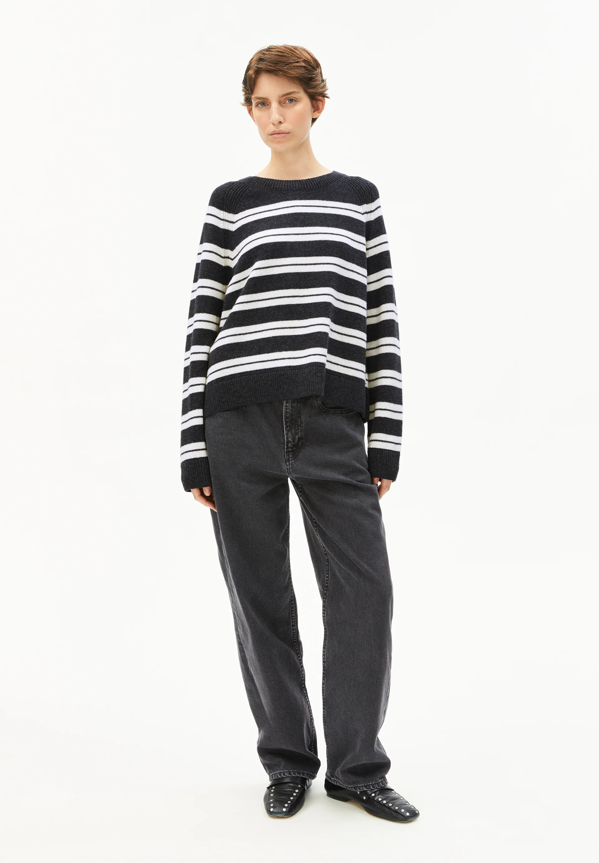 LILIRIAA FINE STRIPES Jumper made from an organic wool blend