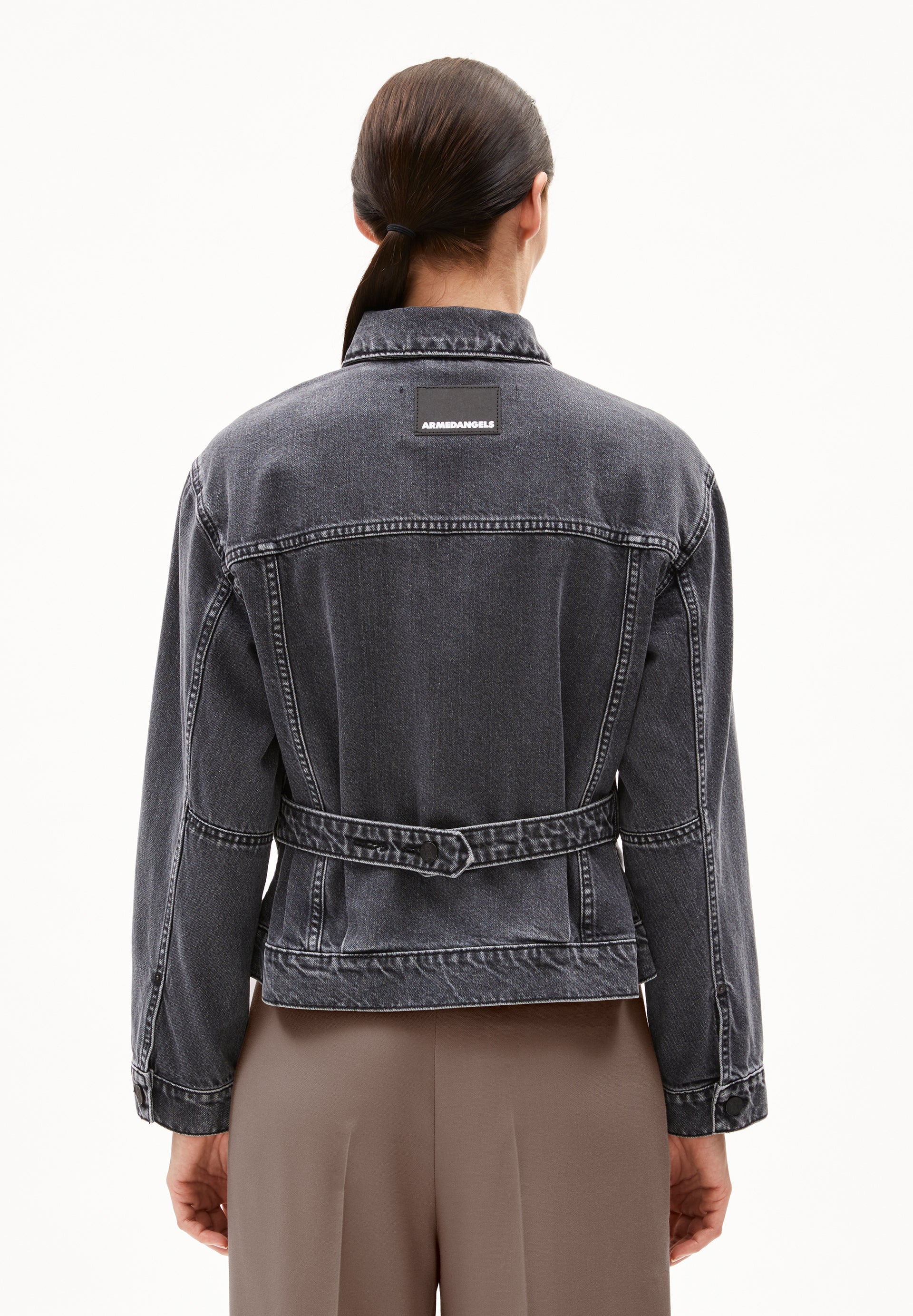 TAANA Denim Jacket made of recycled Cotton