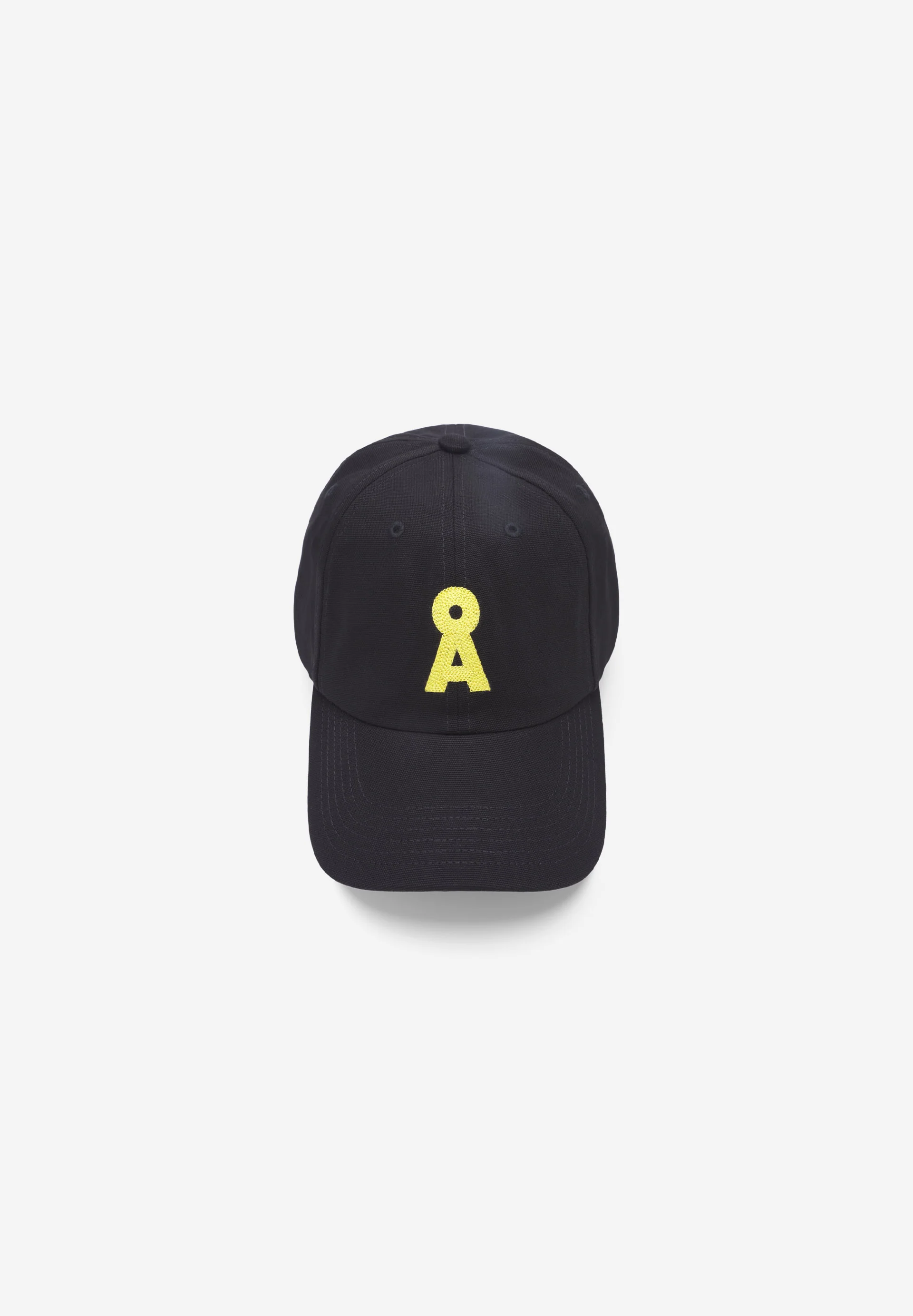 ICONIC Å YENAAS Cap made of organic cotton
