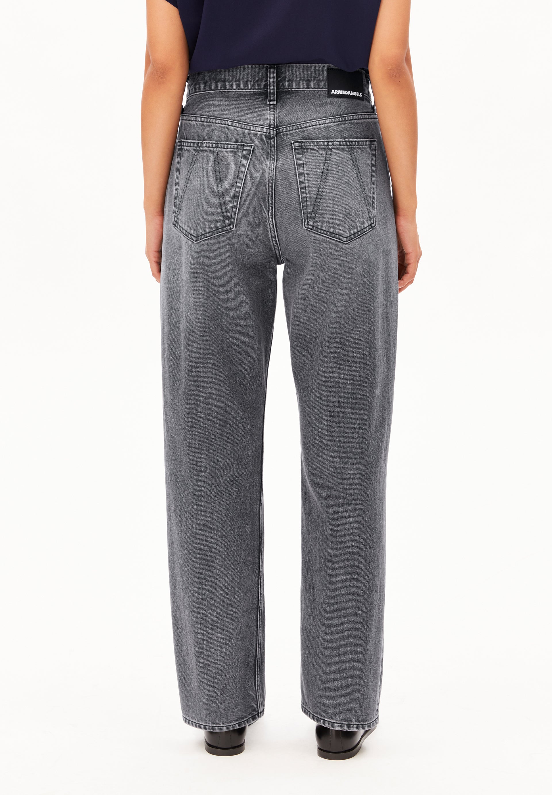 AAIKALA Straight Jeans High Waist recycled Cotton