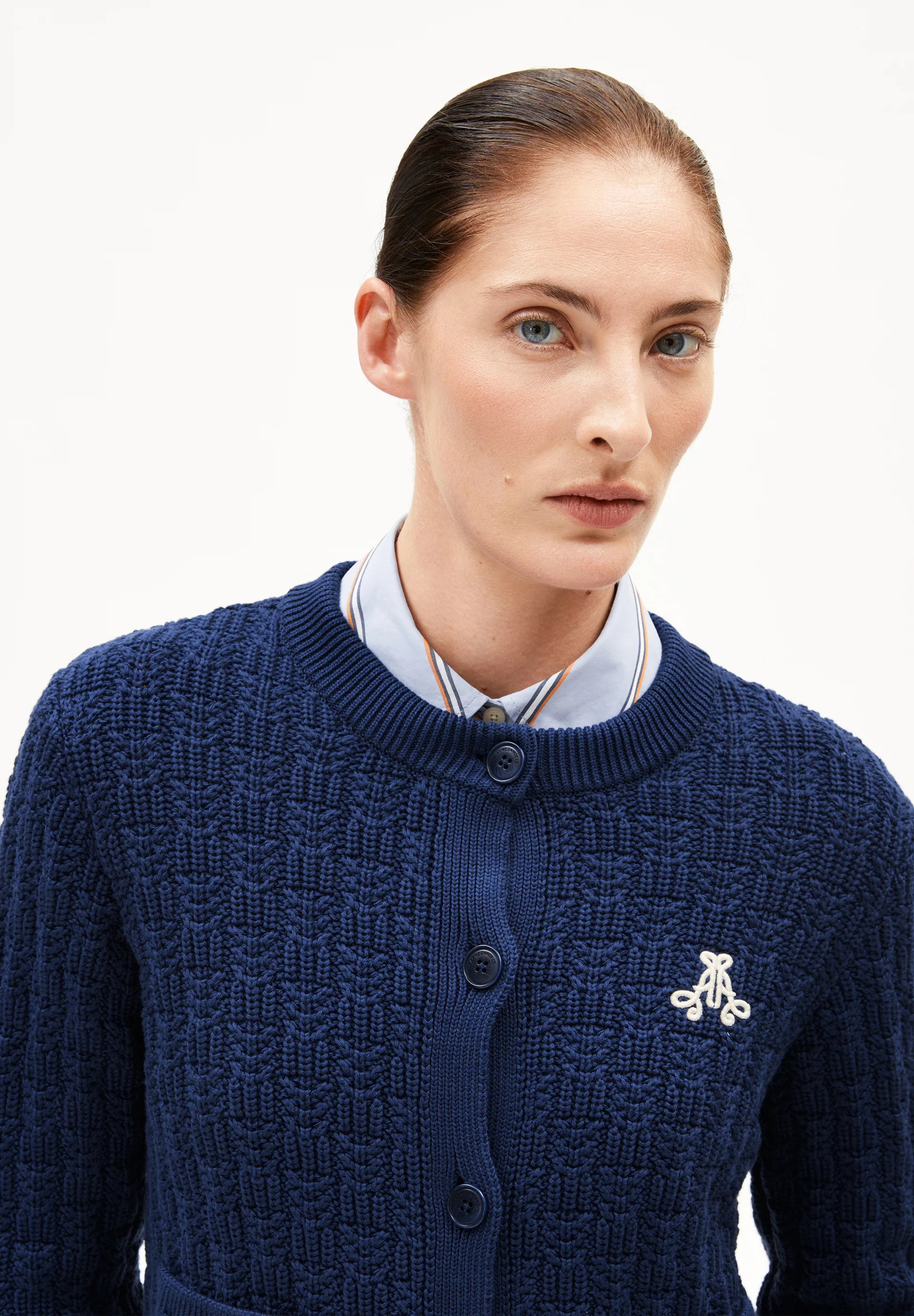 JULIAANAS STRUCTURE Cardigan made of Organic Cotton