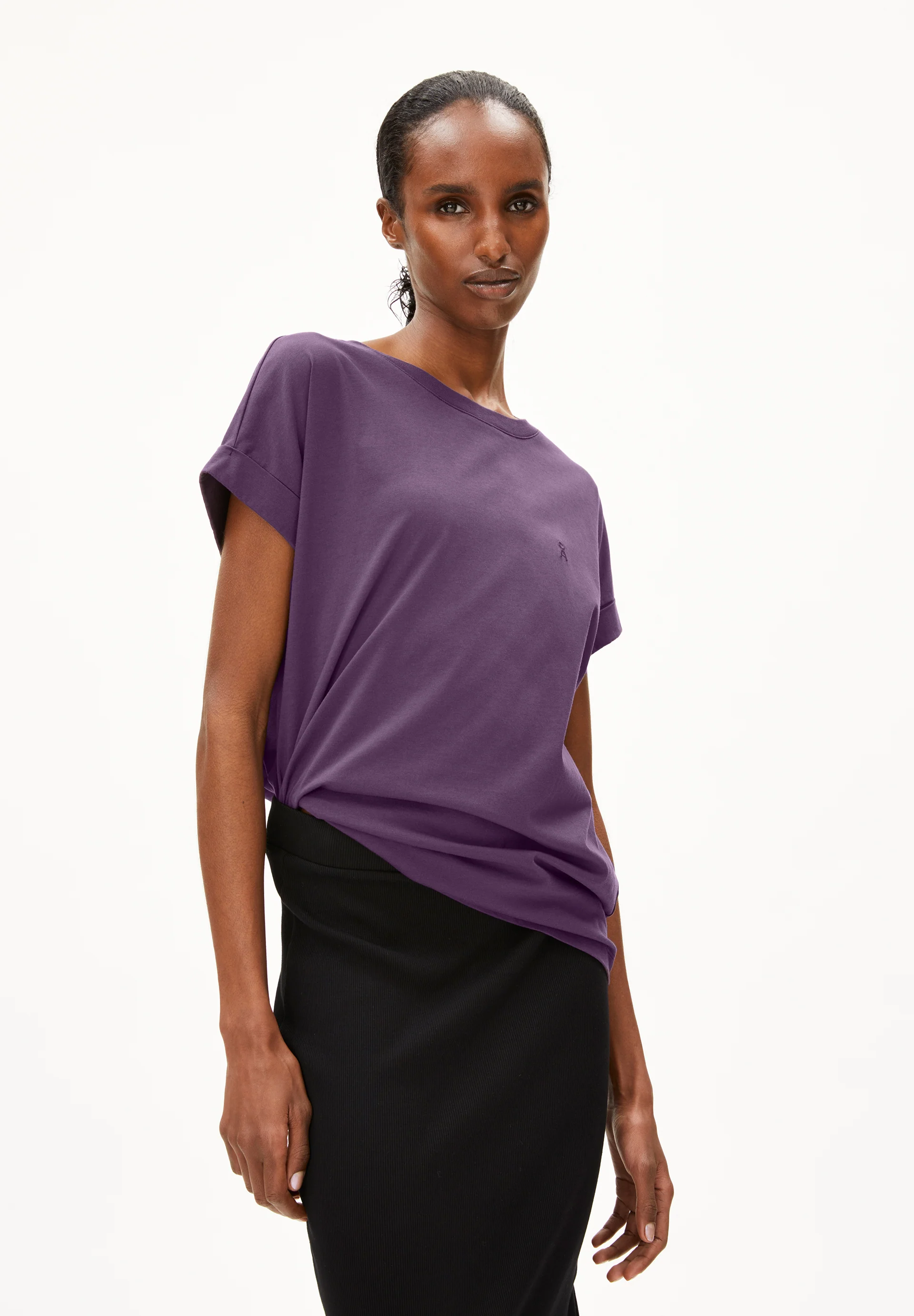 IDAARA T-shirts from organic cotton