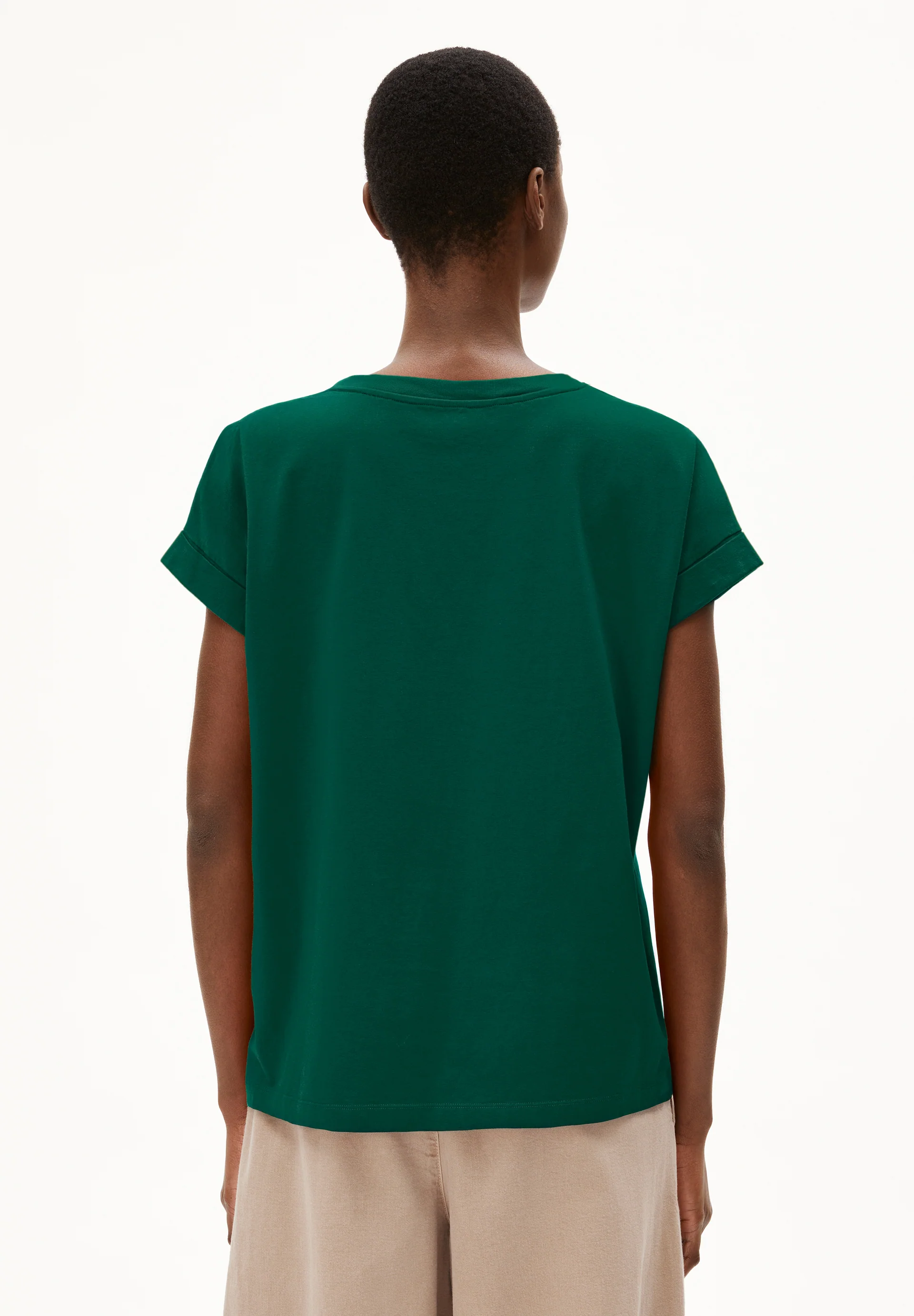 IDAARA T-shirts from organic cotton