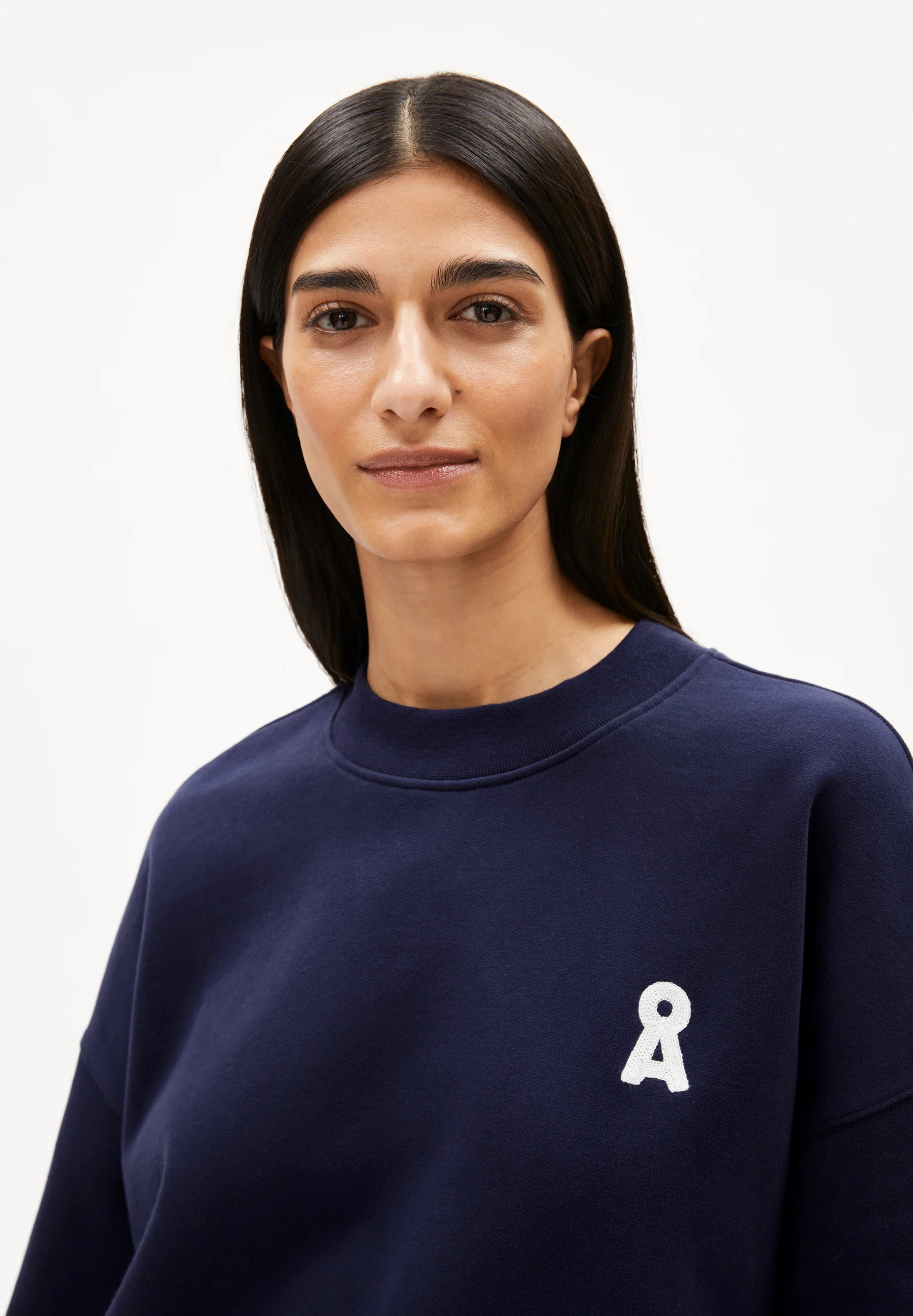 ICONIC Å ALIZAA Sweatshirt from organic cotton