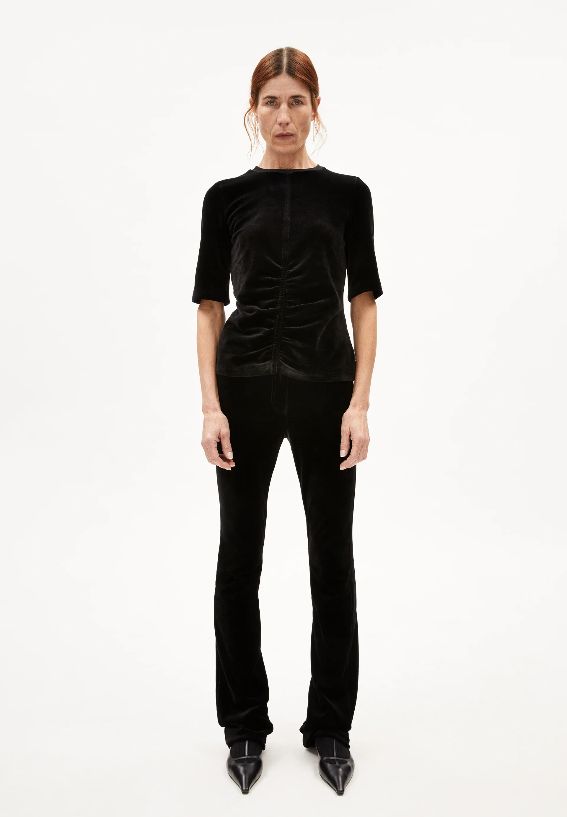 TRASLARAA T-Shirt Slim Fit made of velvet