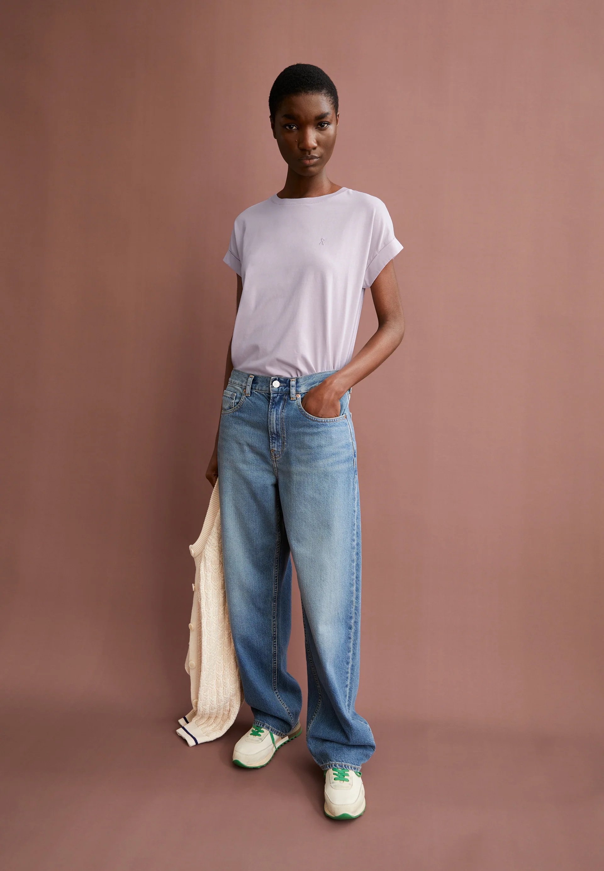 IDAARA T-shirts from organic cotton