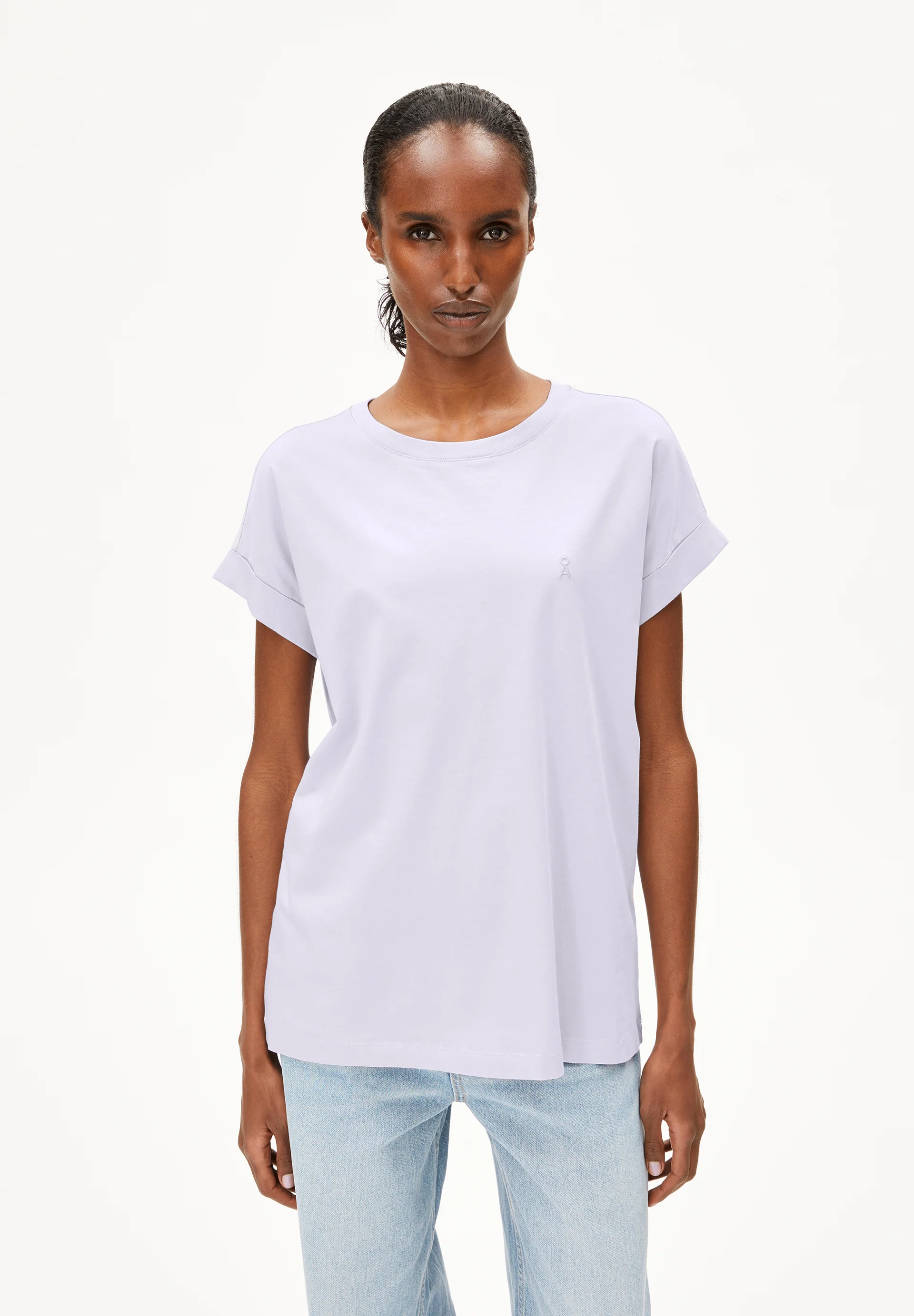 IDAARA T-shirts from organic cotton
