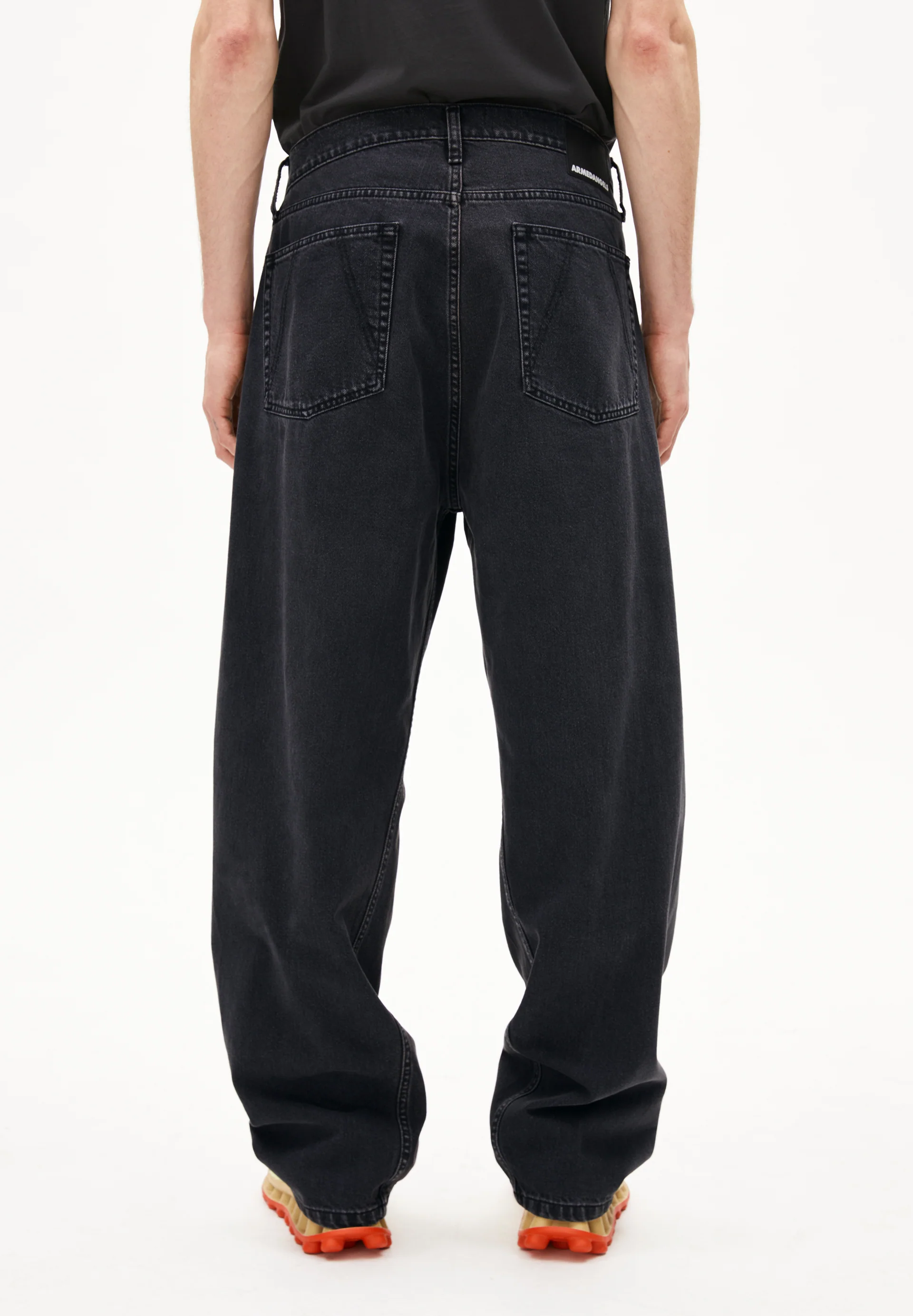 JAAMEO Wide leg mid waist made from recycled cotton