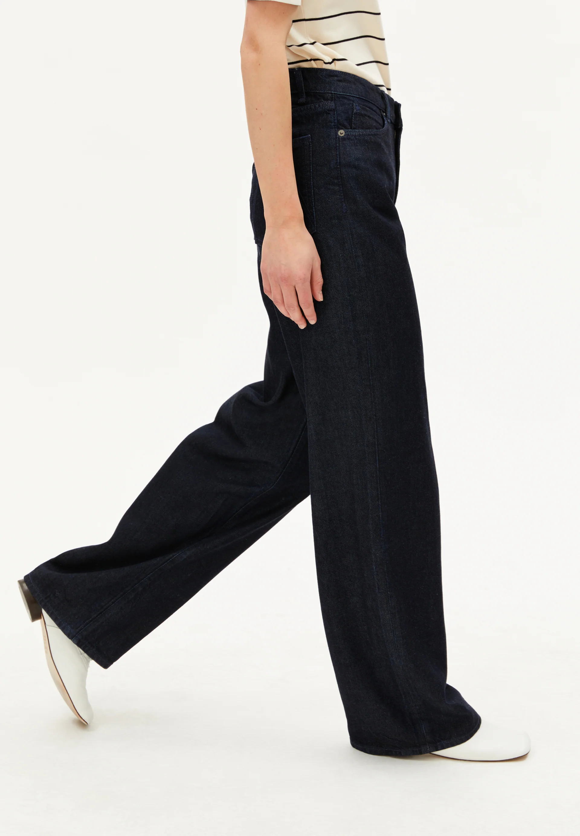 ENIJAA FLOW Wide leg high waist made from TENCEL™ lyocell blend