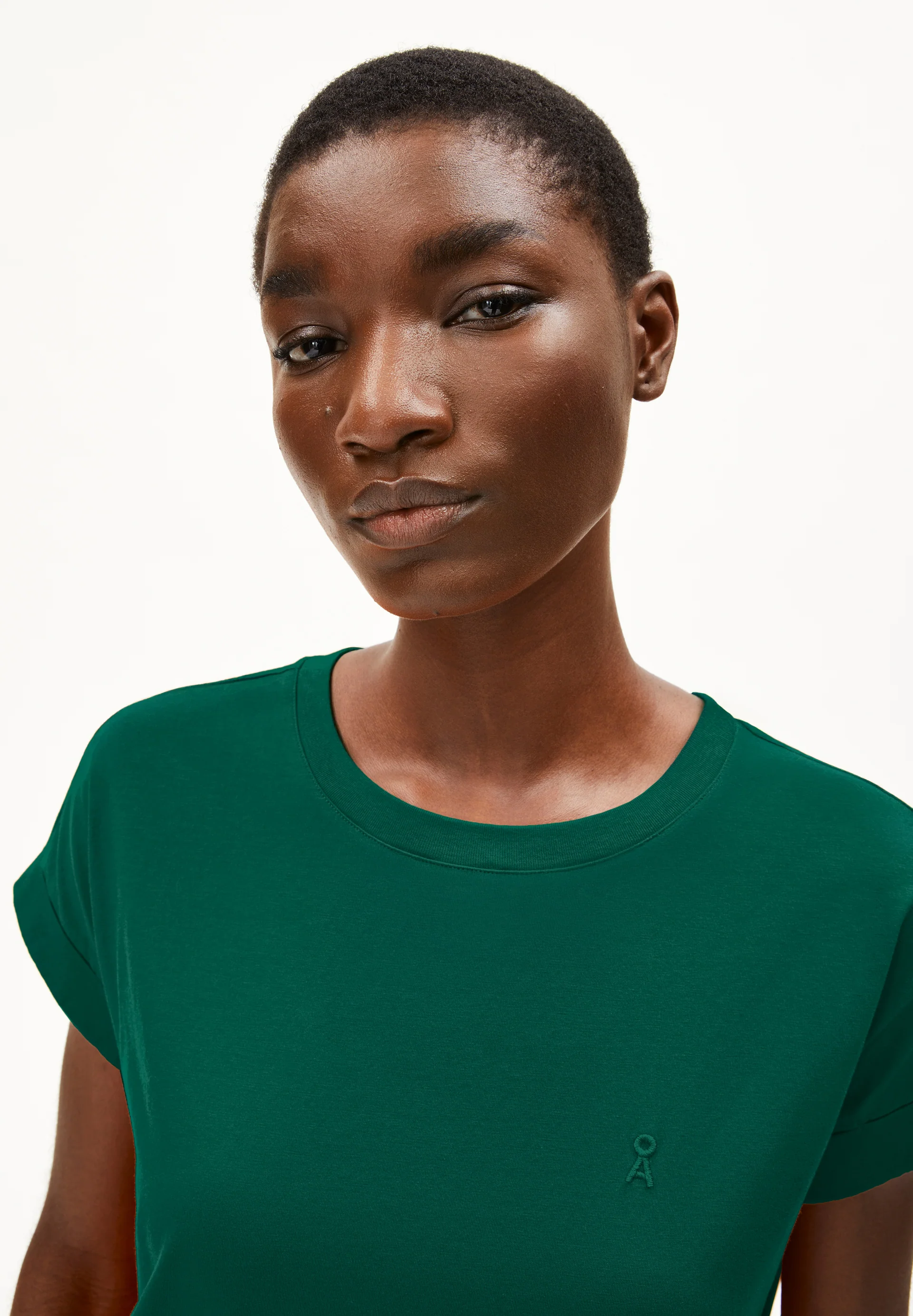 IDAARA T-shirts from organic cotton