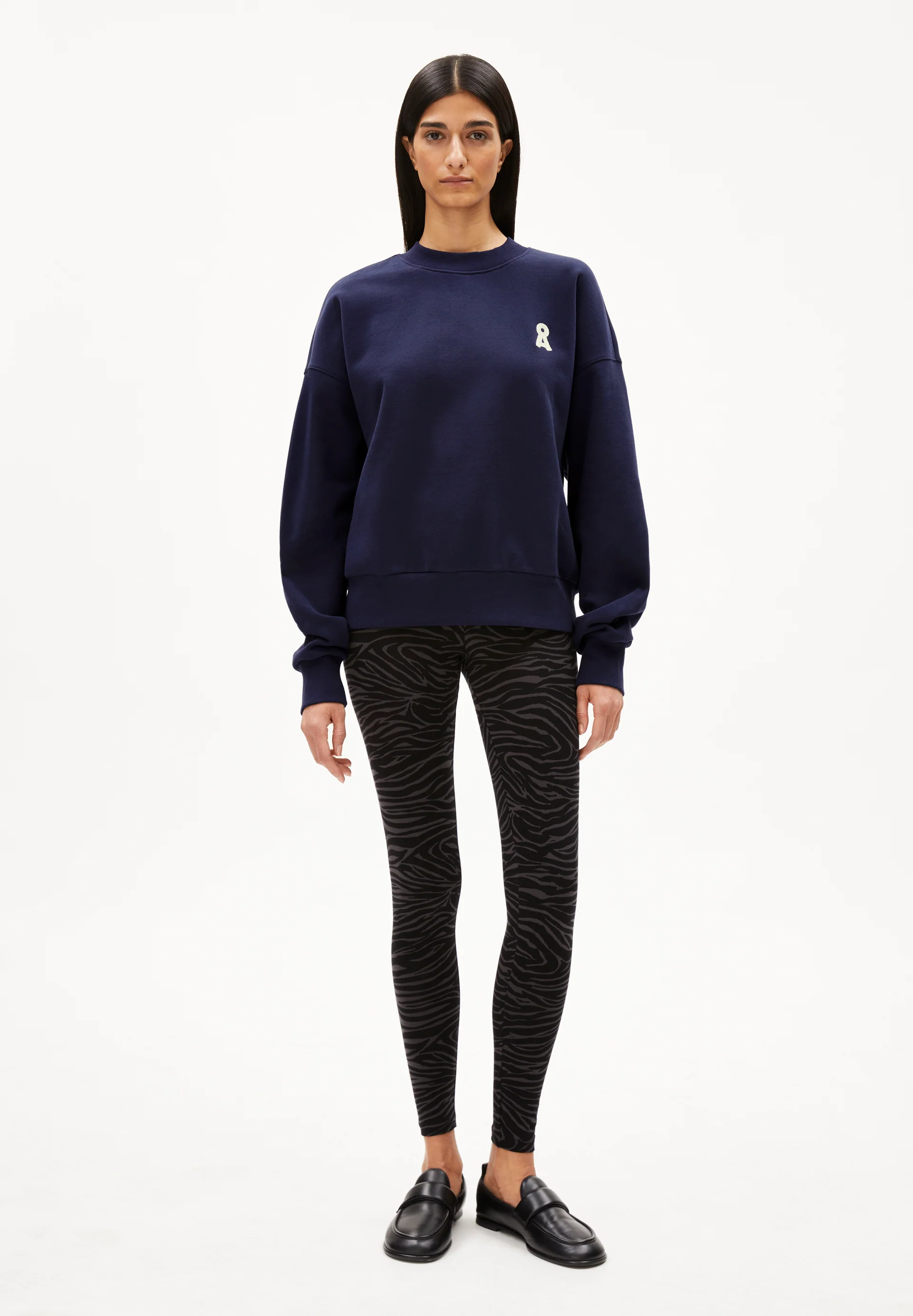 ICONIC Å ALIZAA Sweatshirt from organic cotton