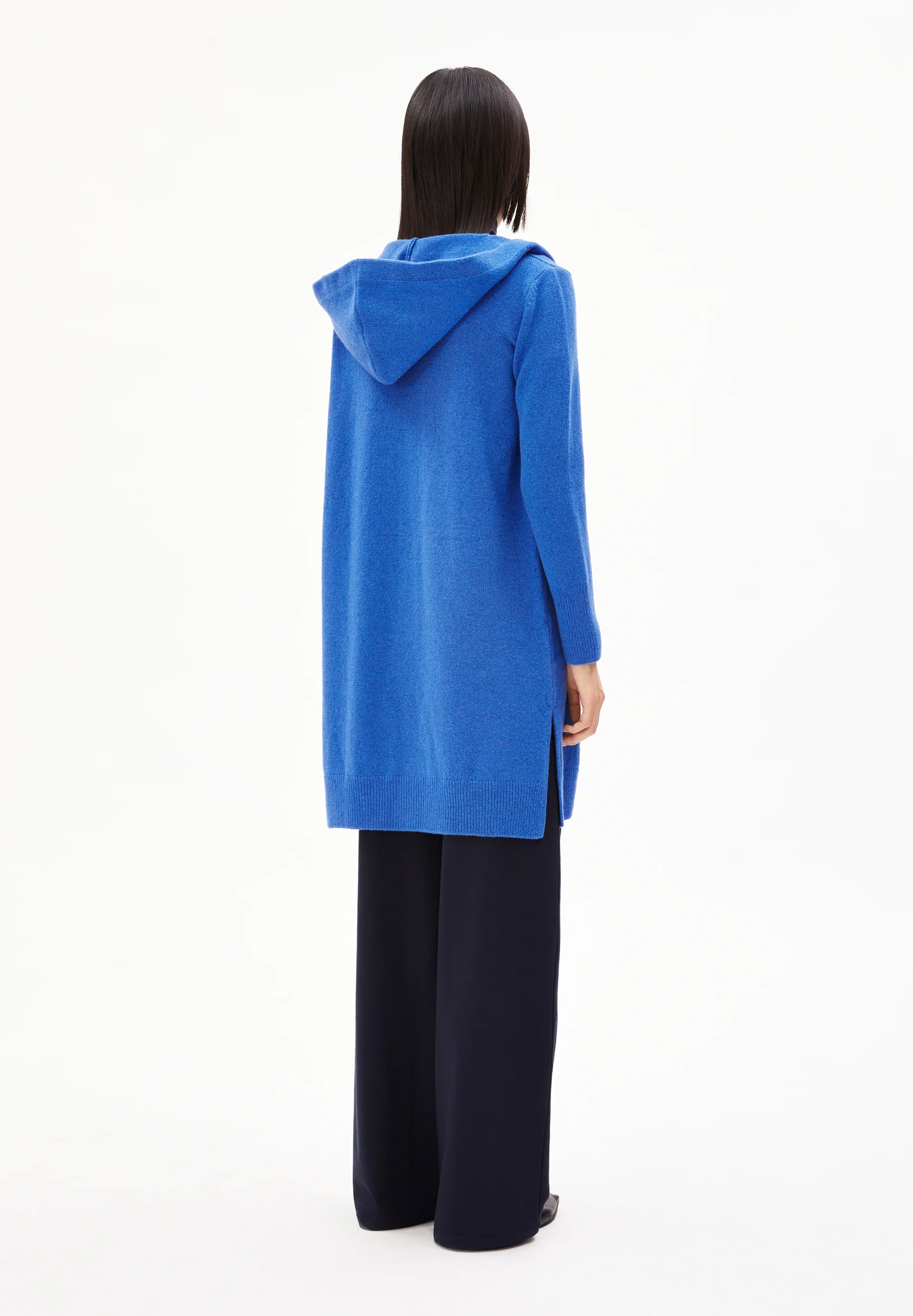 WANDAA Cardigan Relaxed Fit made of Organic Wool Mix