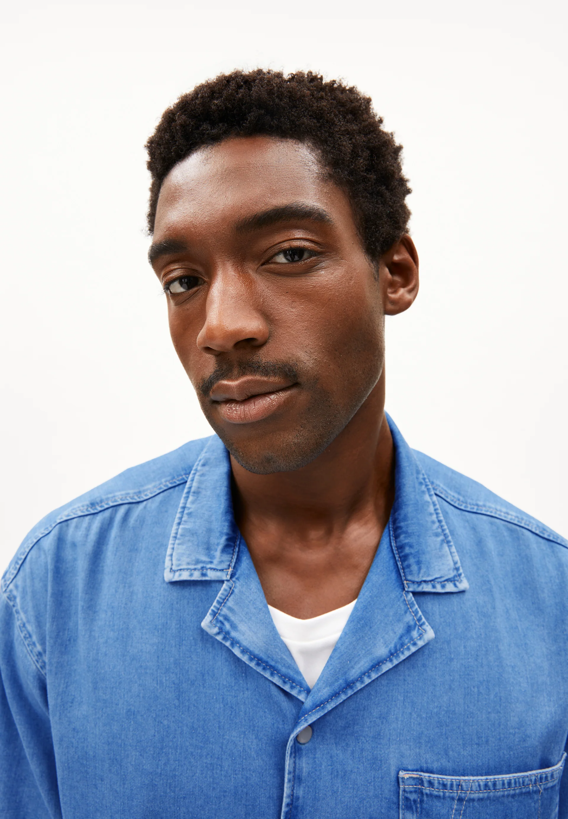 BOWLAAS Denim Shirt made of Organic Cotton Mix