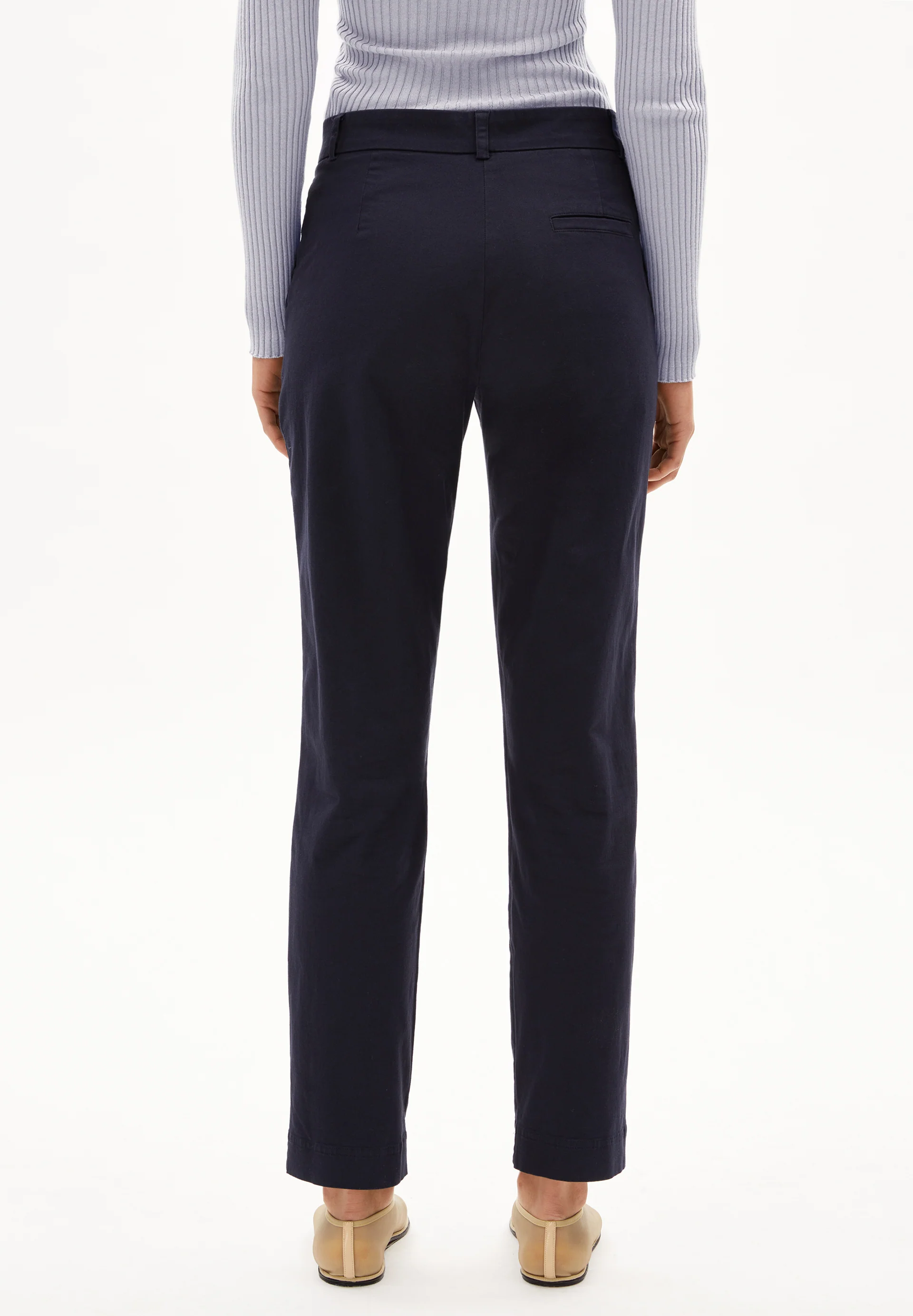 KAADWI SLIM Woven Pants made of Organic Cotton Mix