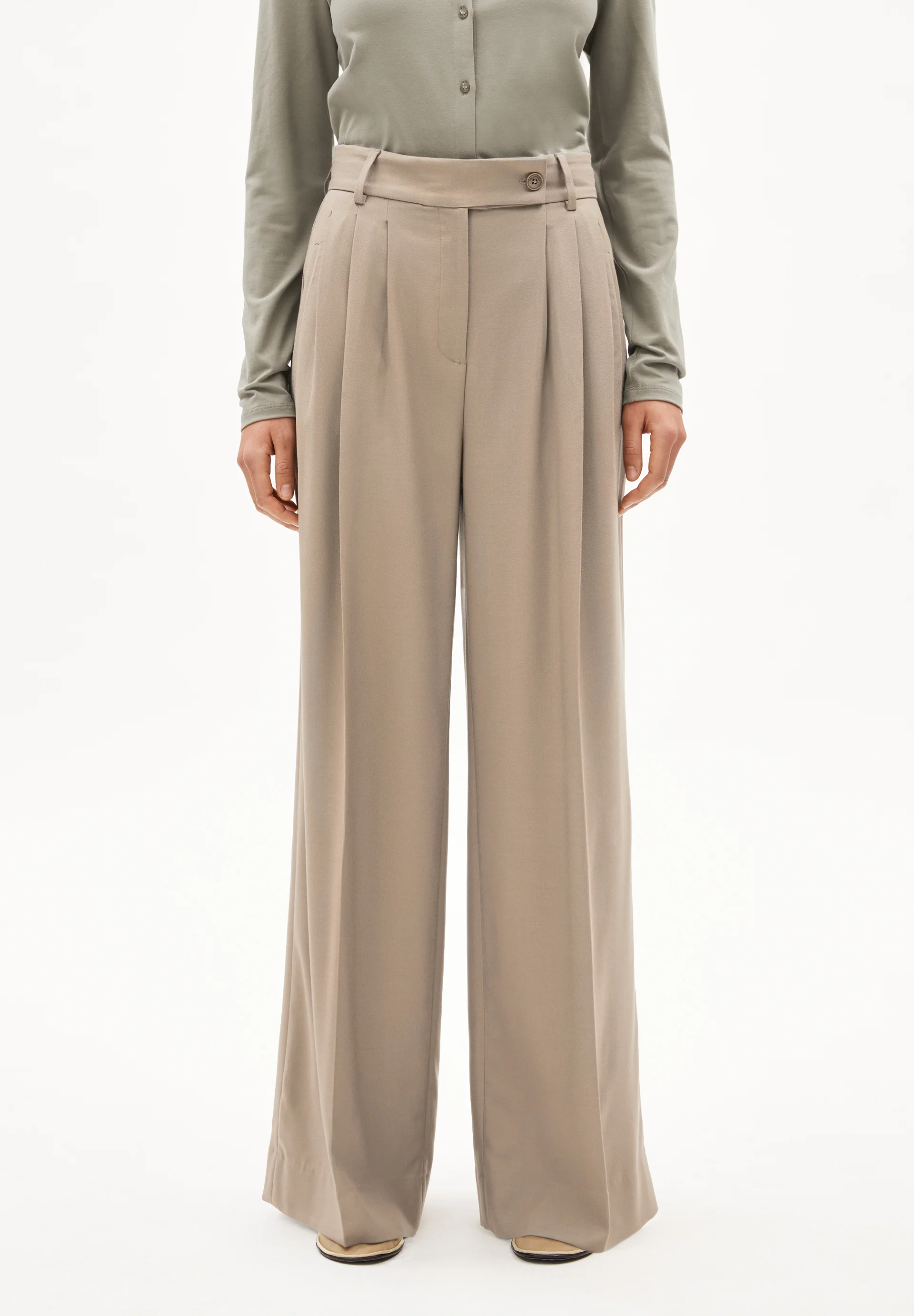 KAAYUA Woven Pants made of LENZING™ ECOVERO™ Viscose Mix