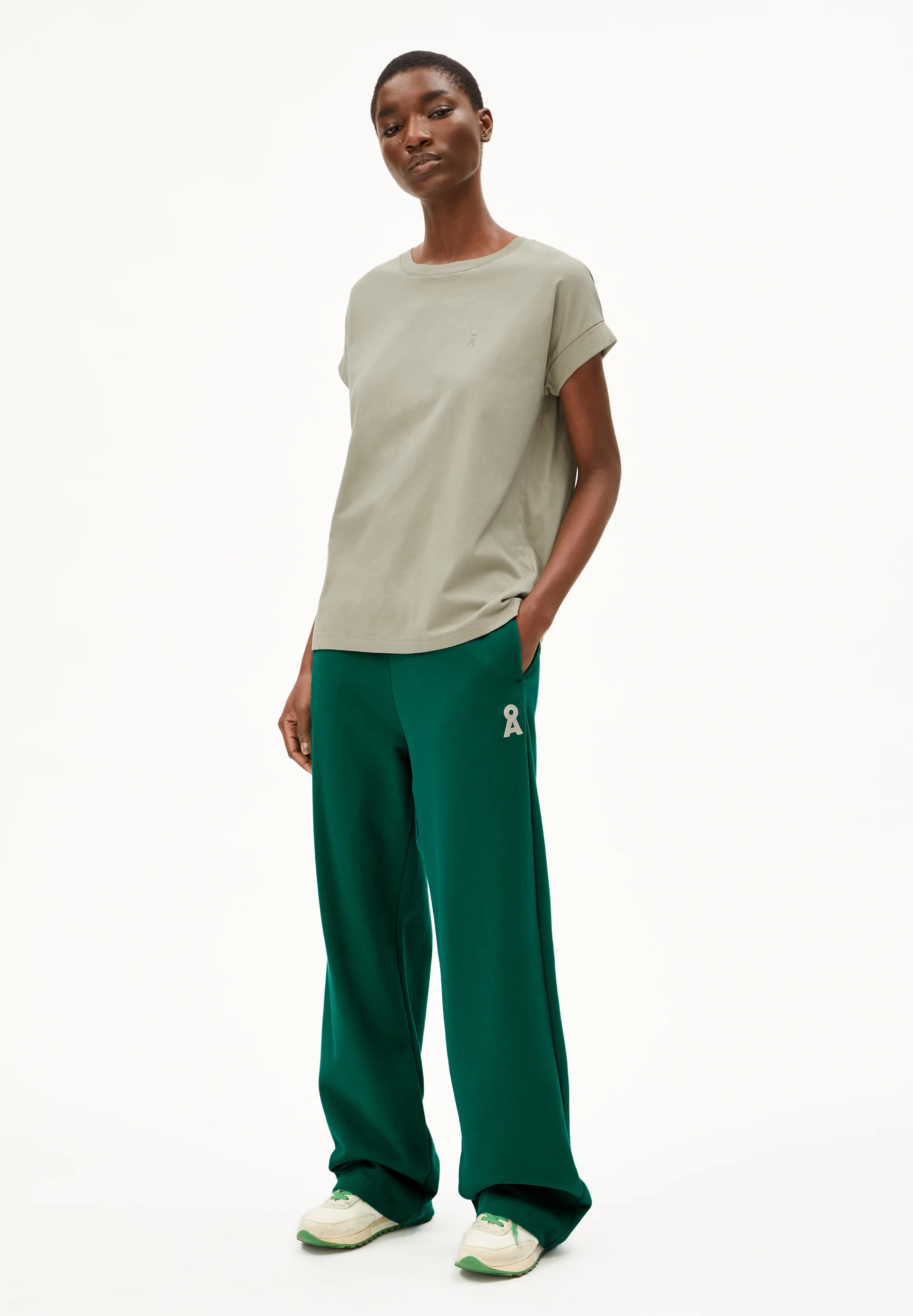 IDAARA T-shirts from organic cotton