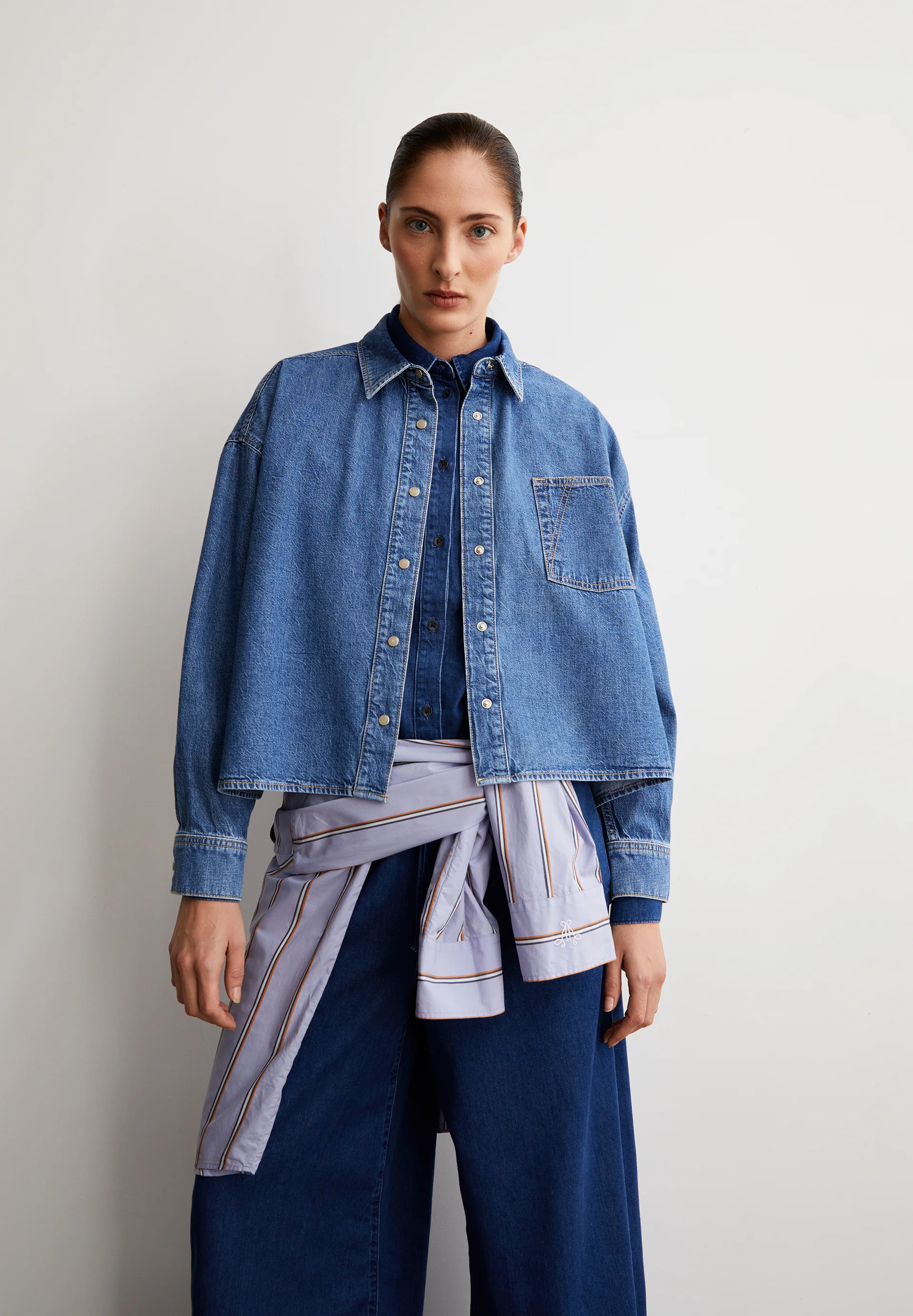 NALAANI Denim Blouse made of Organic Cotton Mix