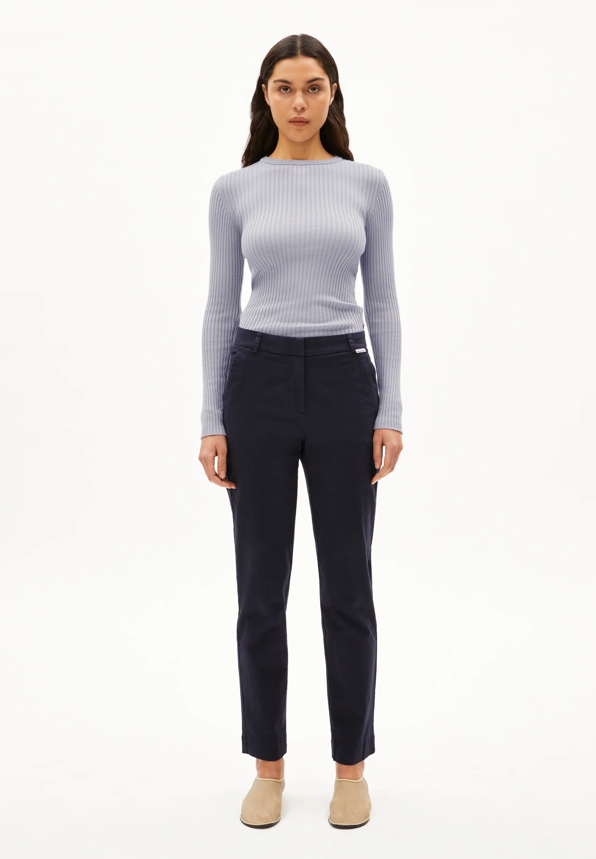 KAADWI SLIM Woven Pants made of Organic Cotton Mix
