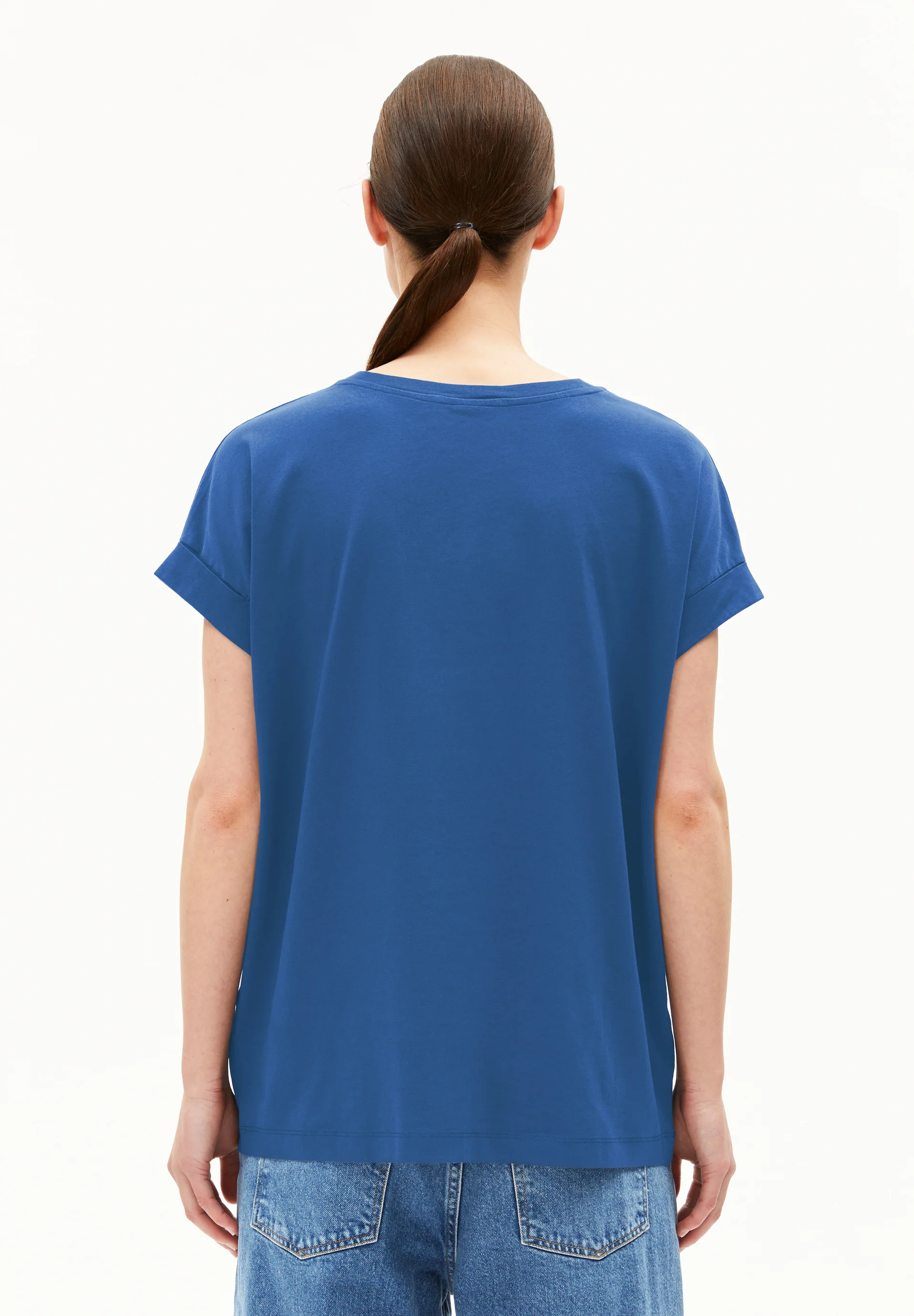 IDAARA T-shirts from organic cotton