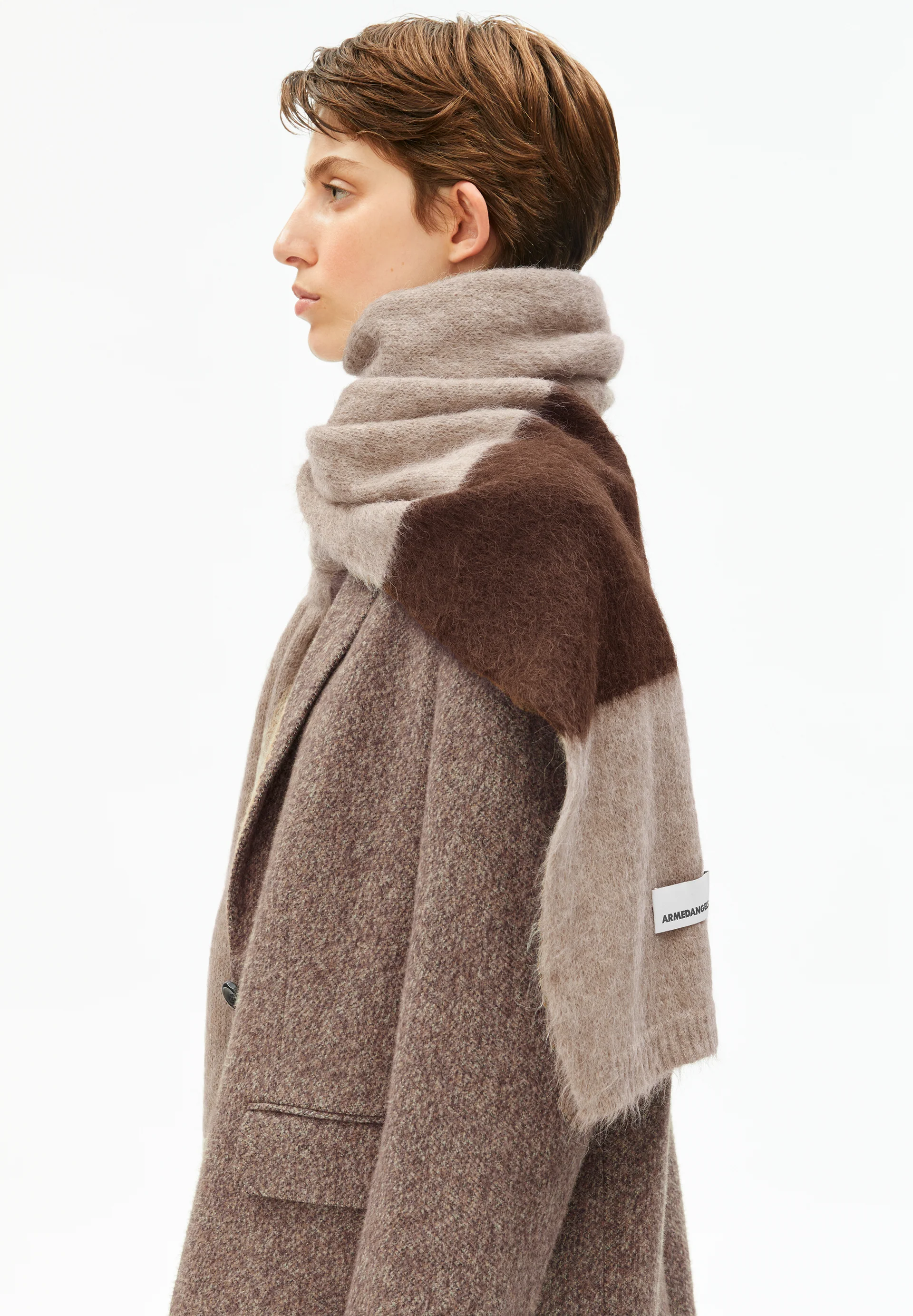 SAABE STRIPED UN-WASTED Scarf made from an alpaca-wool blend