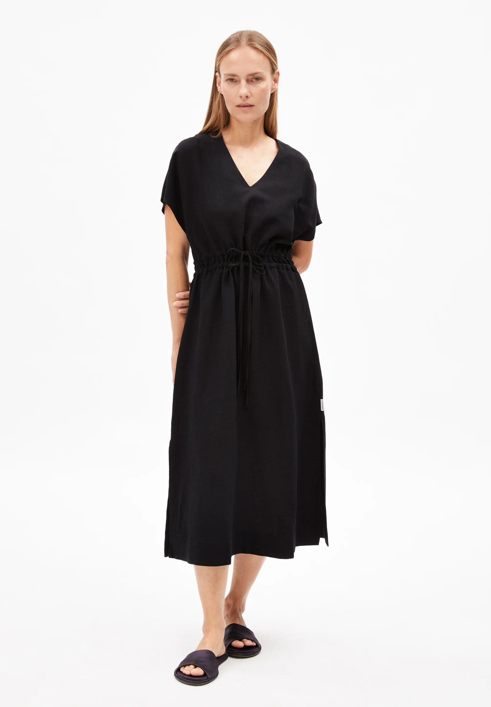 MAAHOLINA LINO Woven Dress made of Linen-Mix