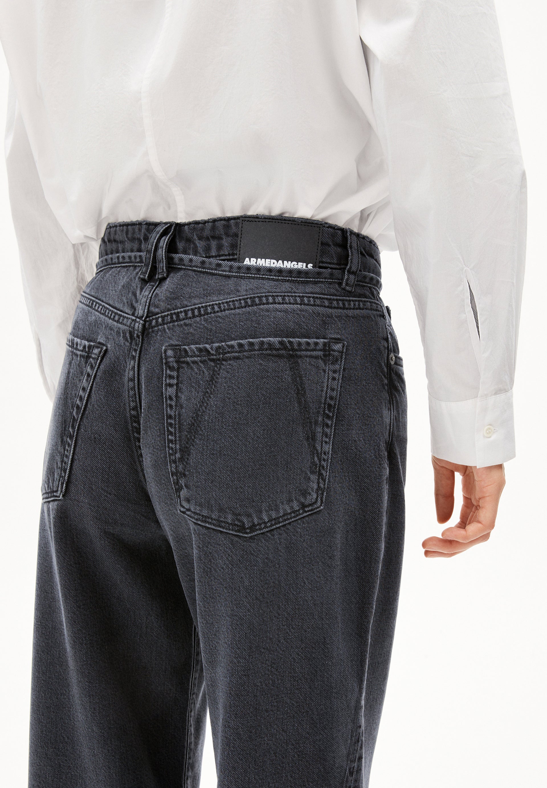 ASTRAEAAS WIDE JEAN Wide leg mid waist made from a lyocell cotton blend