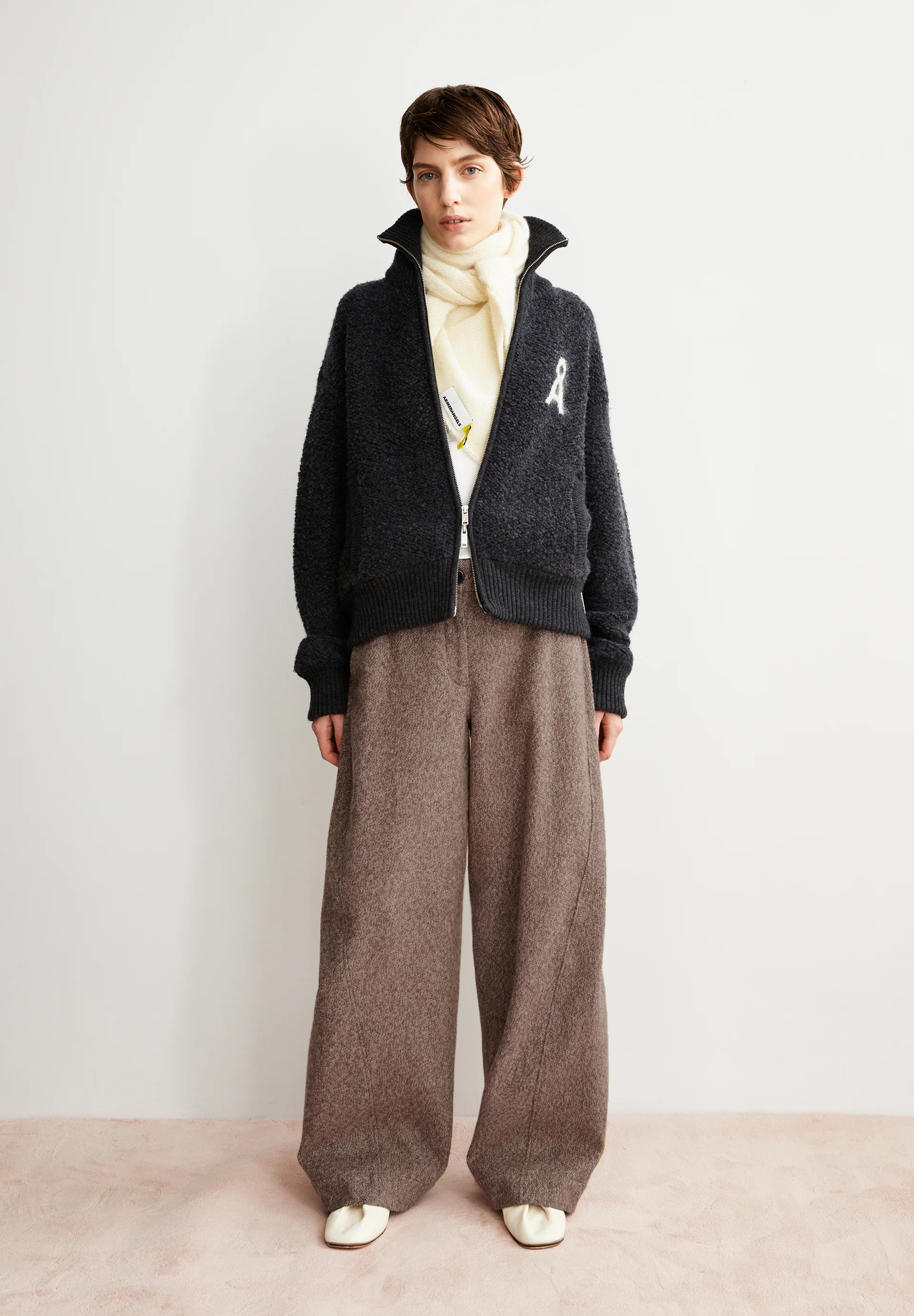 ICONIC Å GWENAA BOUCLÉ Jacket made from organic cotton