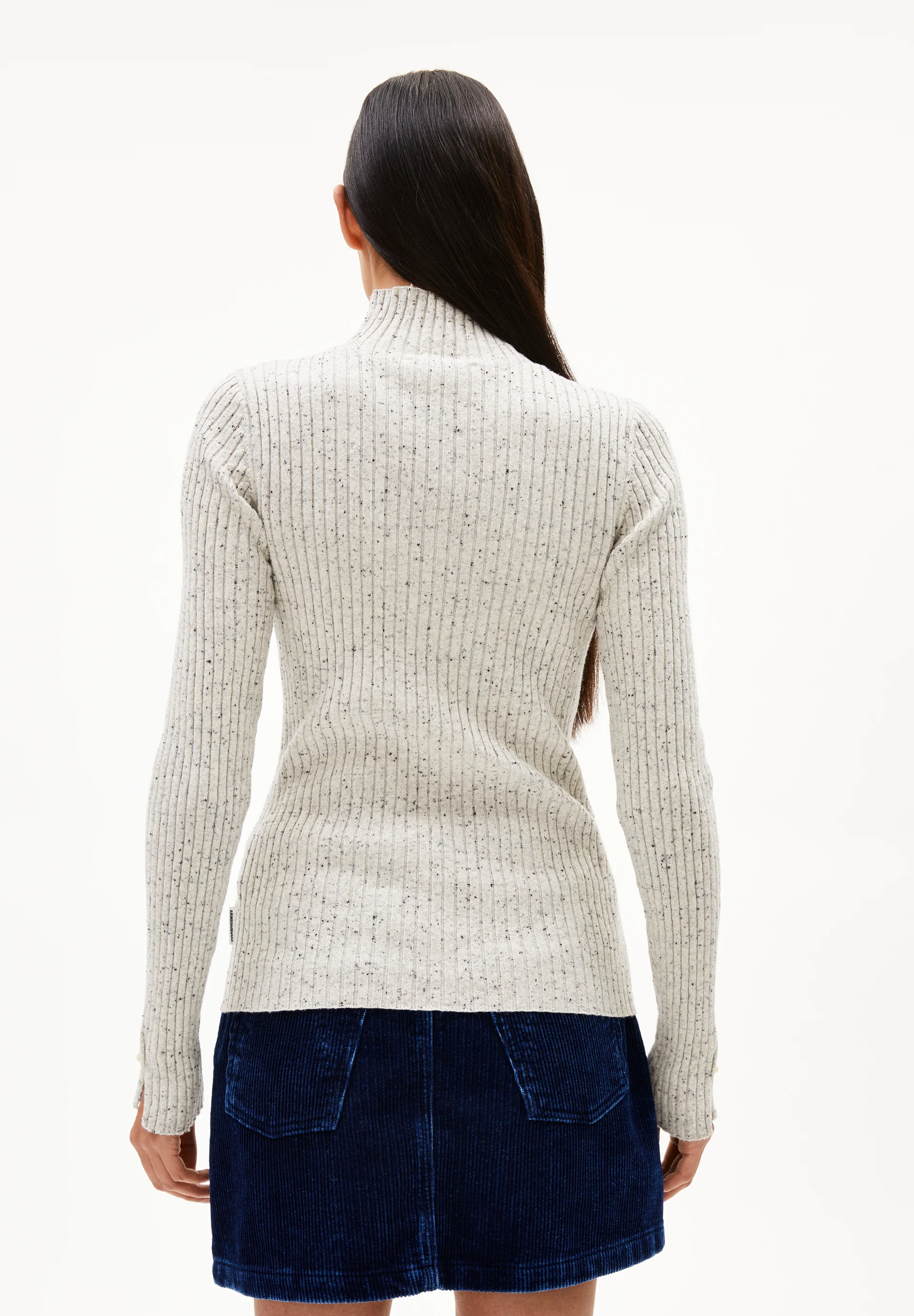 ALAANIA TWEED Sweater made of recycled Organic Wool Mix