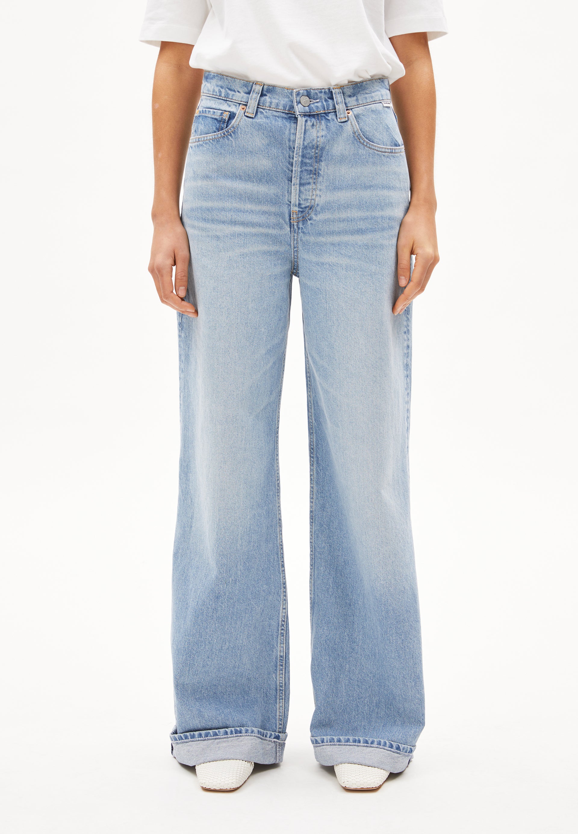 BLINAA Super Wide Jeans recycled cotton