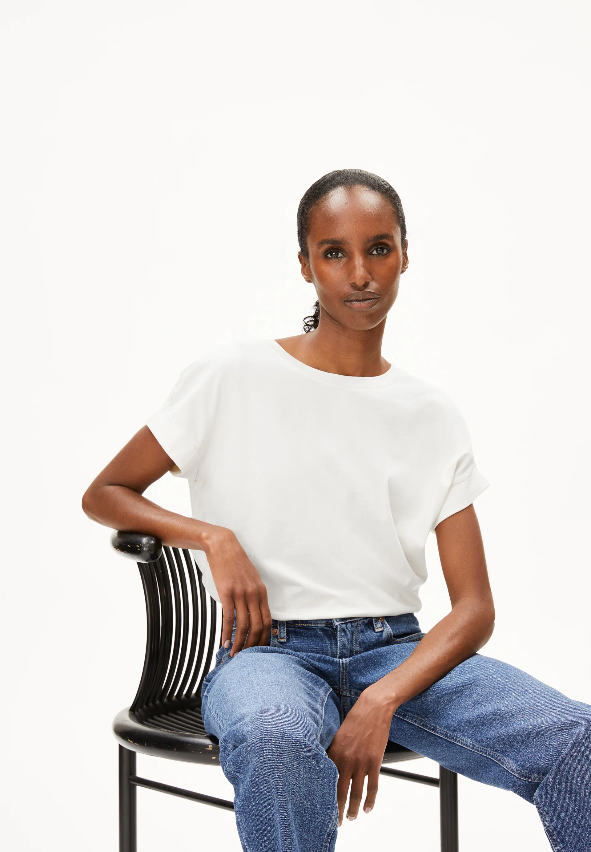 IDAARA T-shirts from organic cotton
