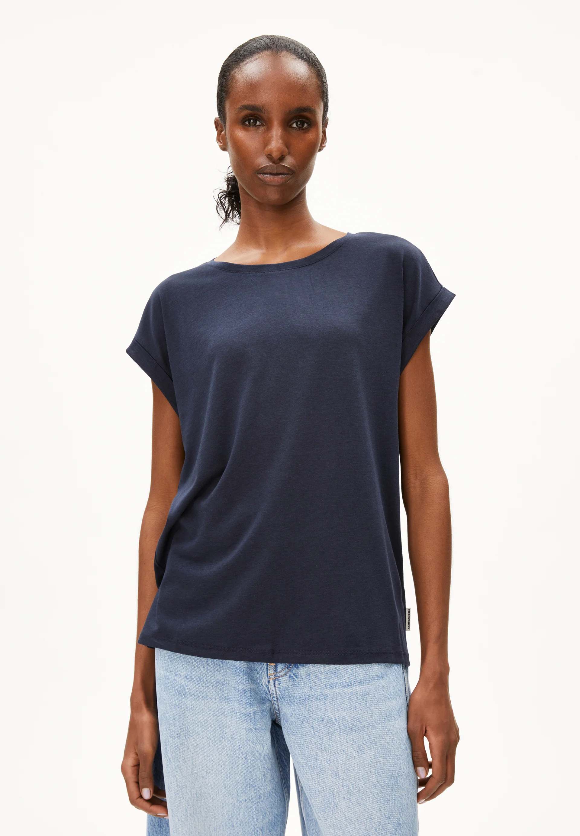JILAANA T-shirt made of TENCEL™ Lyocell Mix.