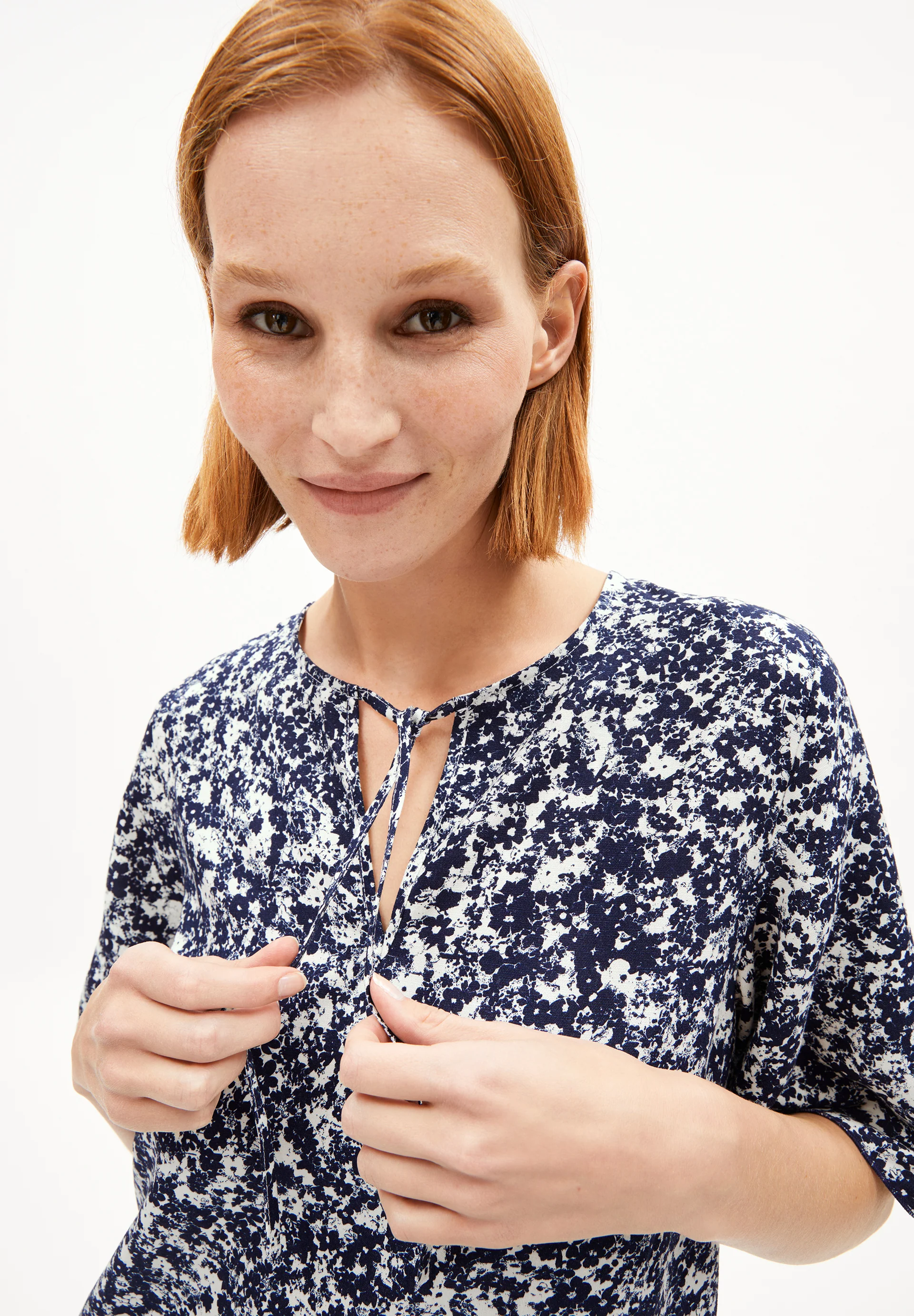 MAAERHA MOSAIC LINO Woven Dress made of Linen-Mix
