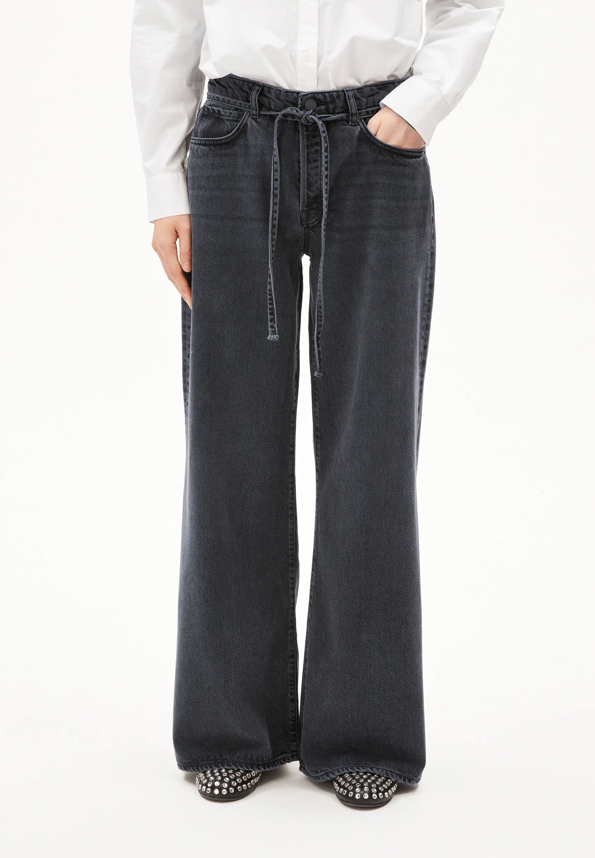 ASTRAEAAS WIDE JEAN Wide leg mid waist made from a lyocell cotton blend