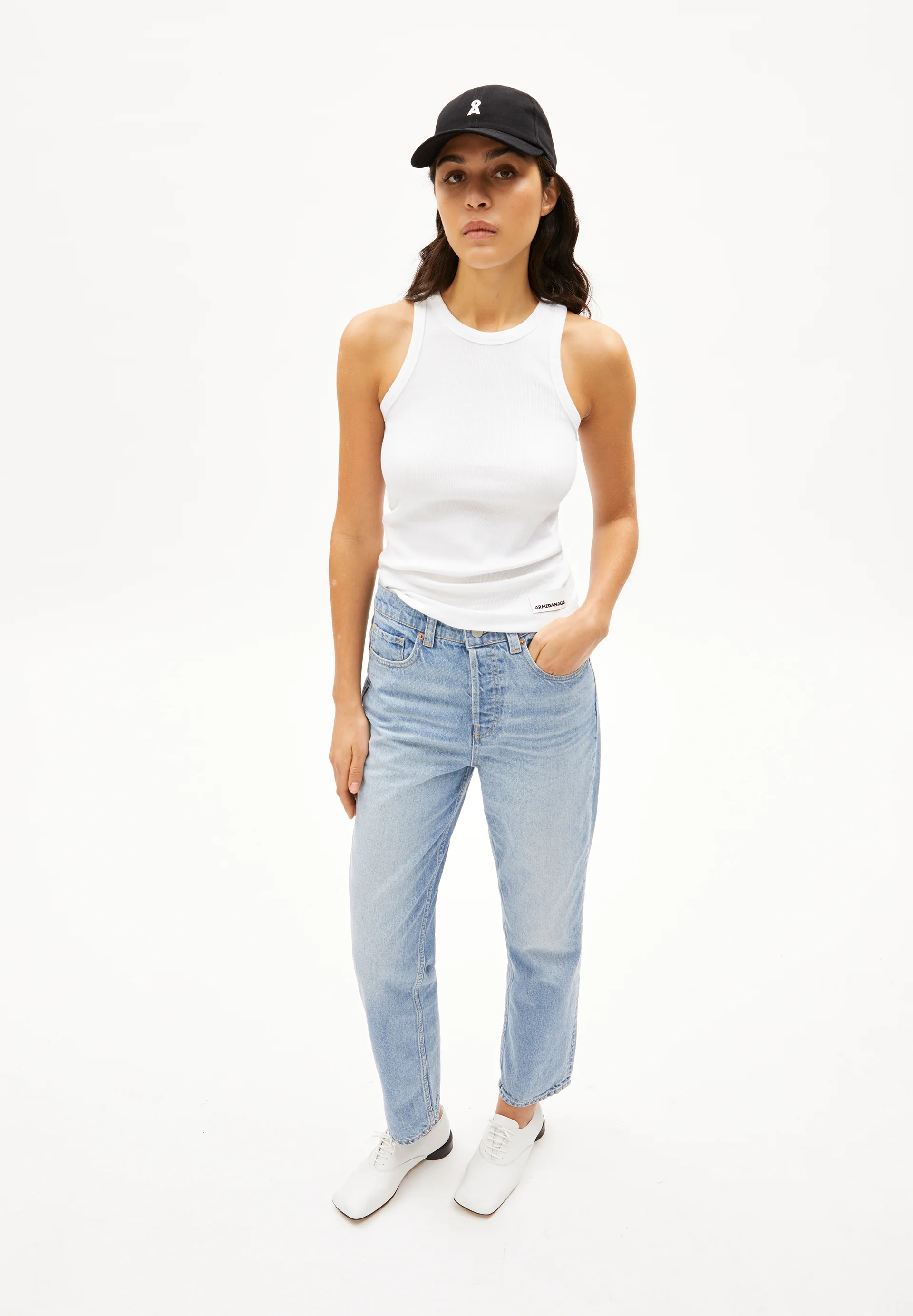 AAIKALA Straight Jeans High Waist recycled Cotton