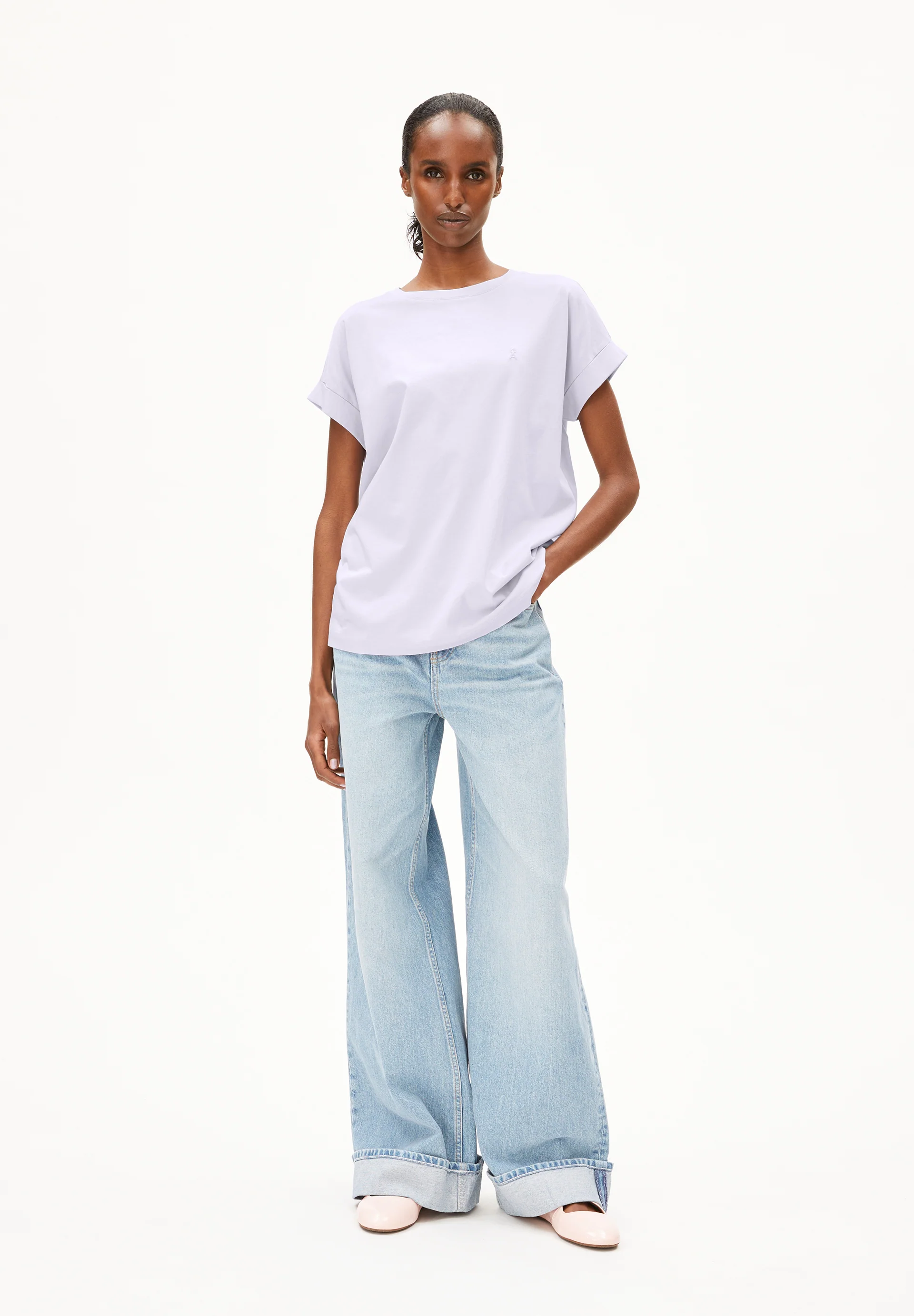 IDAARA T-shirts from organic cotton
