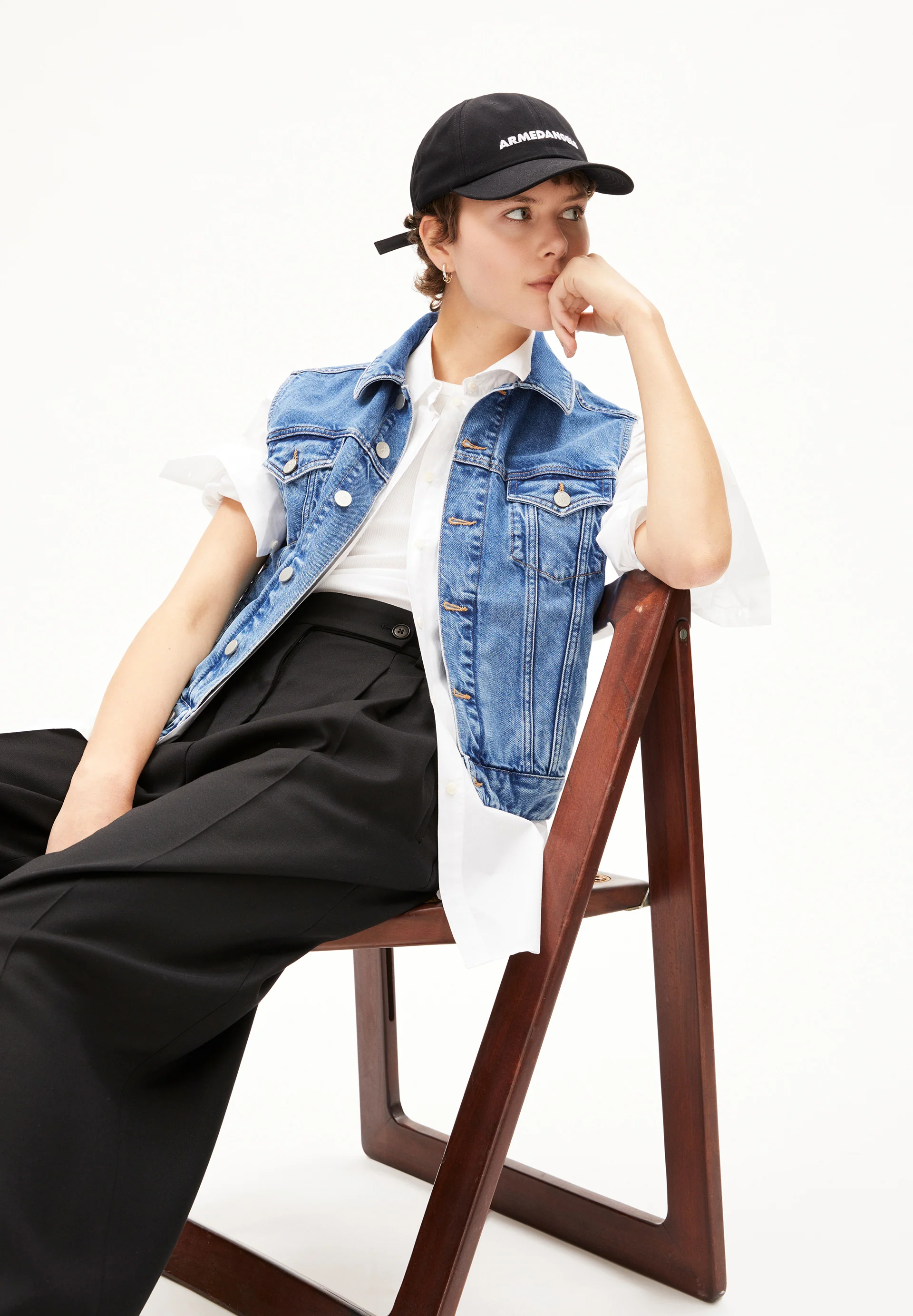 YENAAS WORD ICONIC Å Cap made of organic cotton