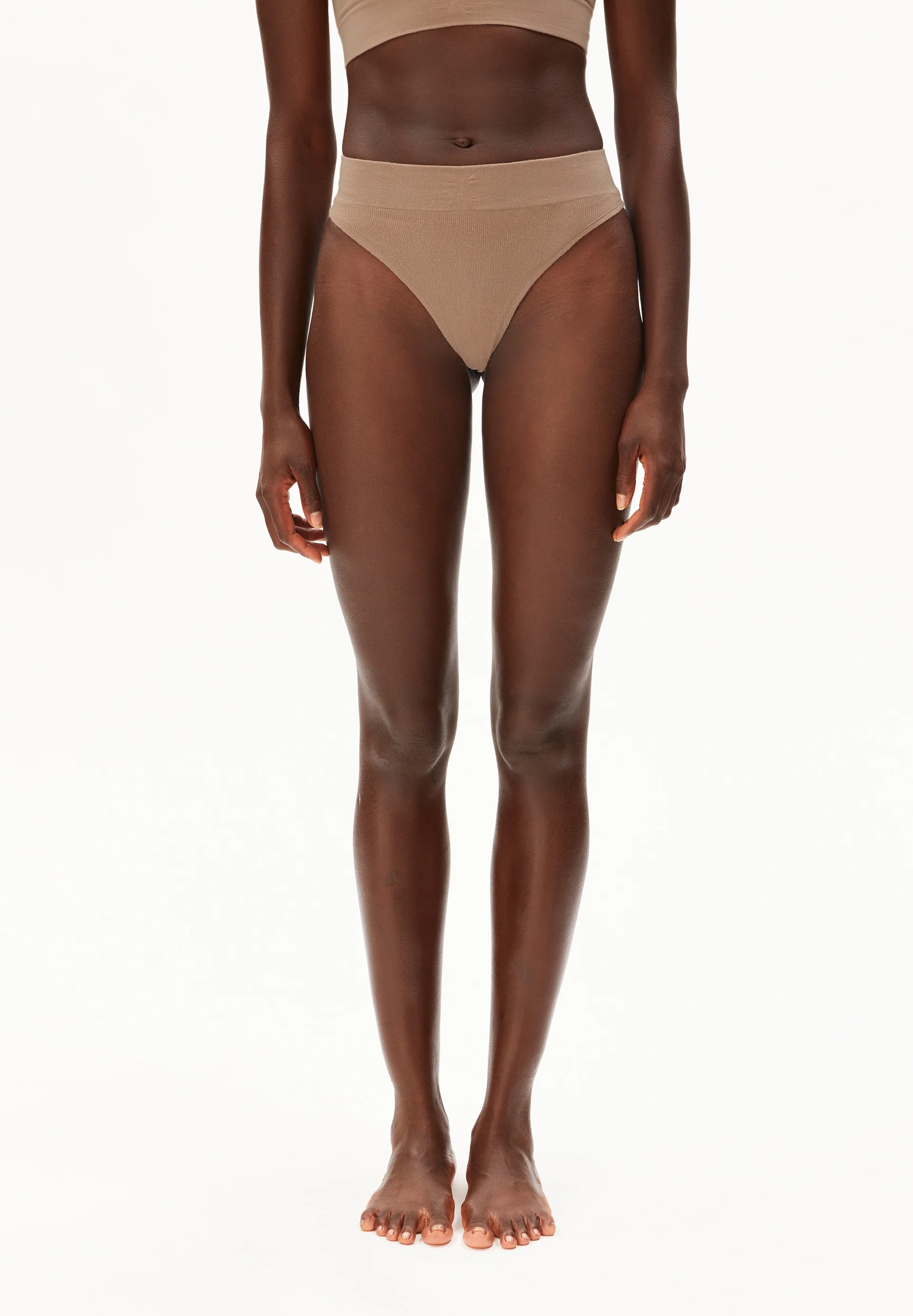 THONGAA SEAMAALA String made of TENCEL™ Lyocell Mix