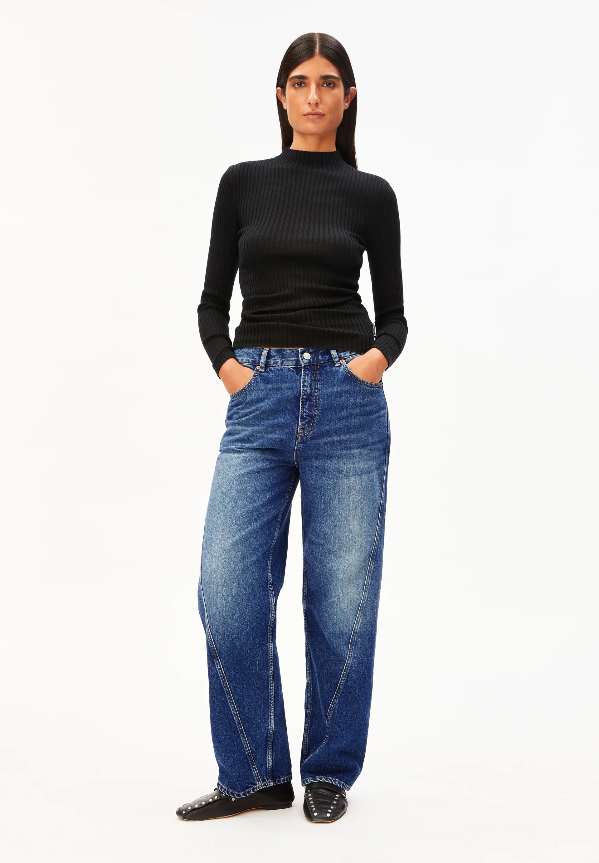 ALAANIA Sweater Slim Fit made of Organic Cotton
